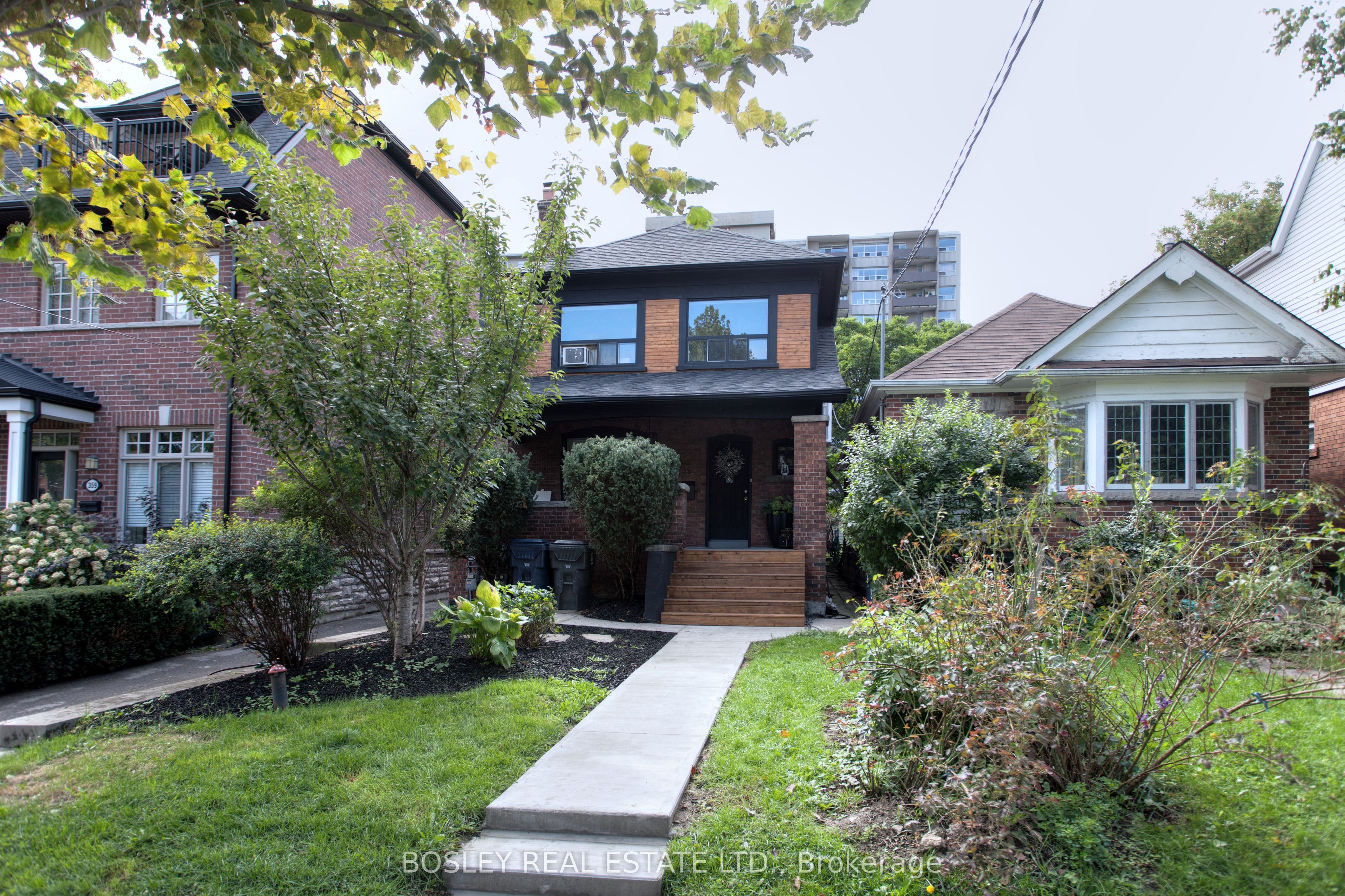 357 Roehampton Avenue Property Photo 1