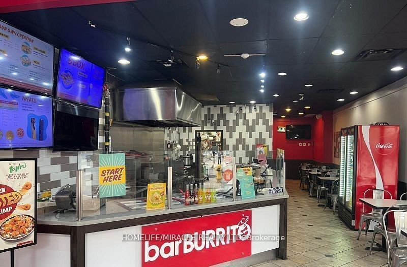 419 Yonge Street Property Photo 3