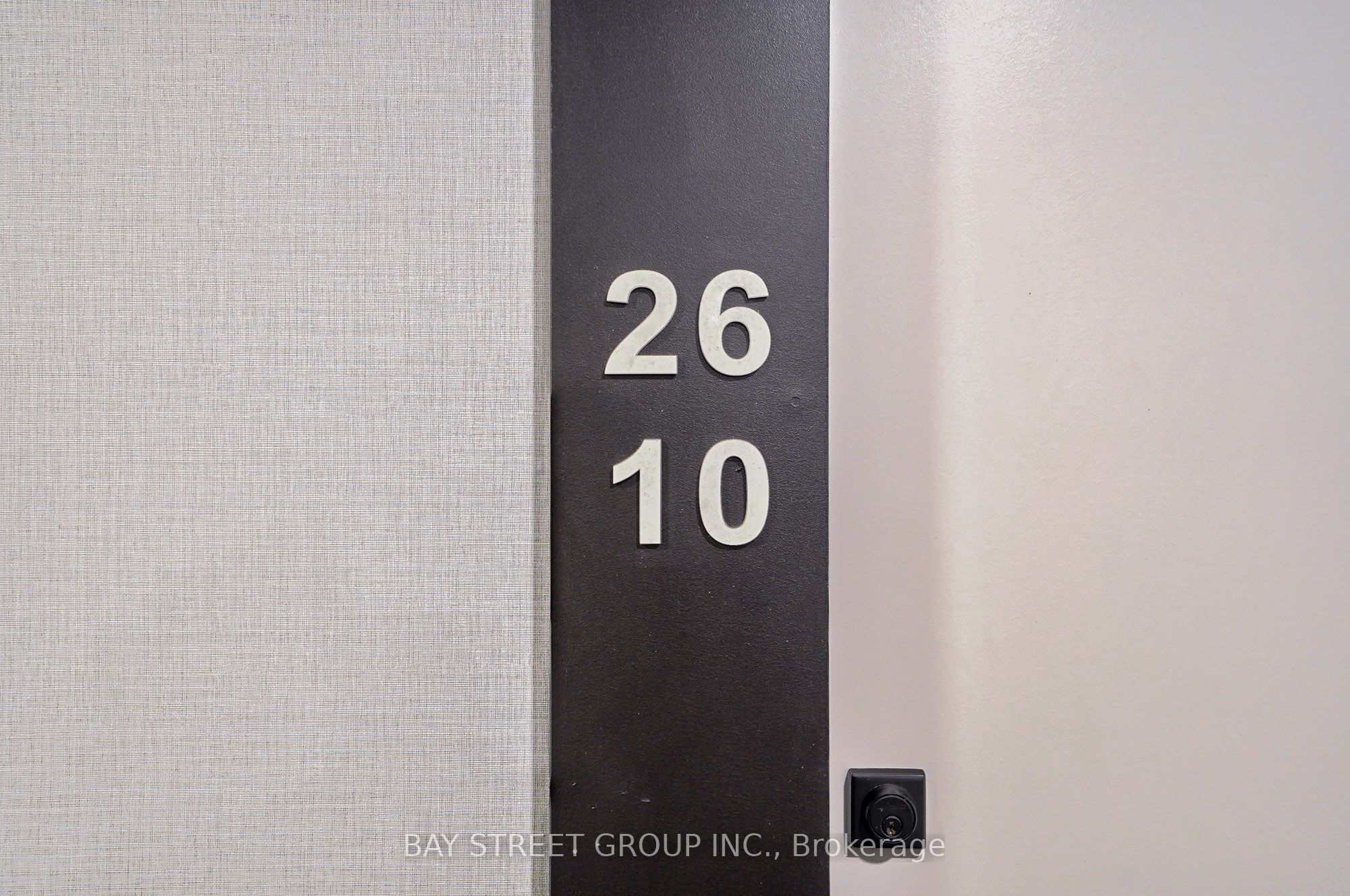 319 Jarvis Street 2610 Property Photo 9