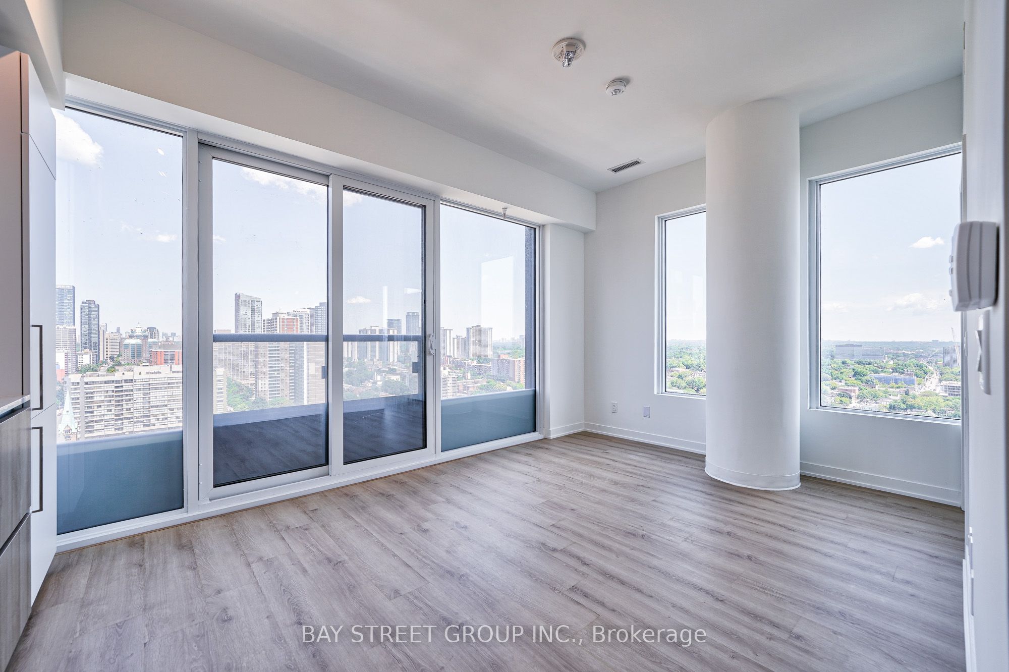 319 Jarvis Street 2610 Property Photo 14