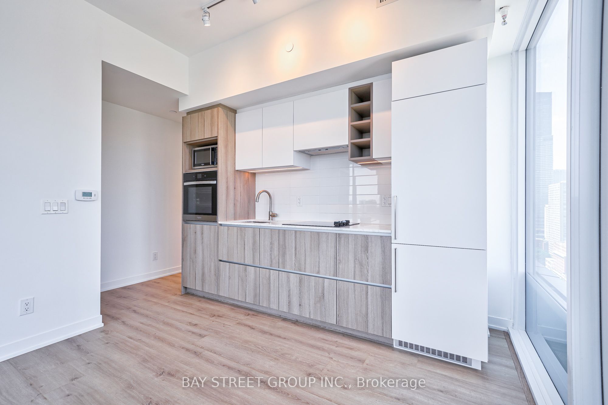 319 Jarvis Street 2610 Property Photo 17