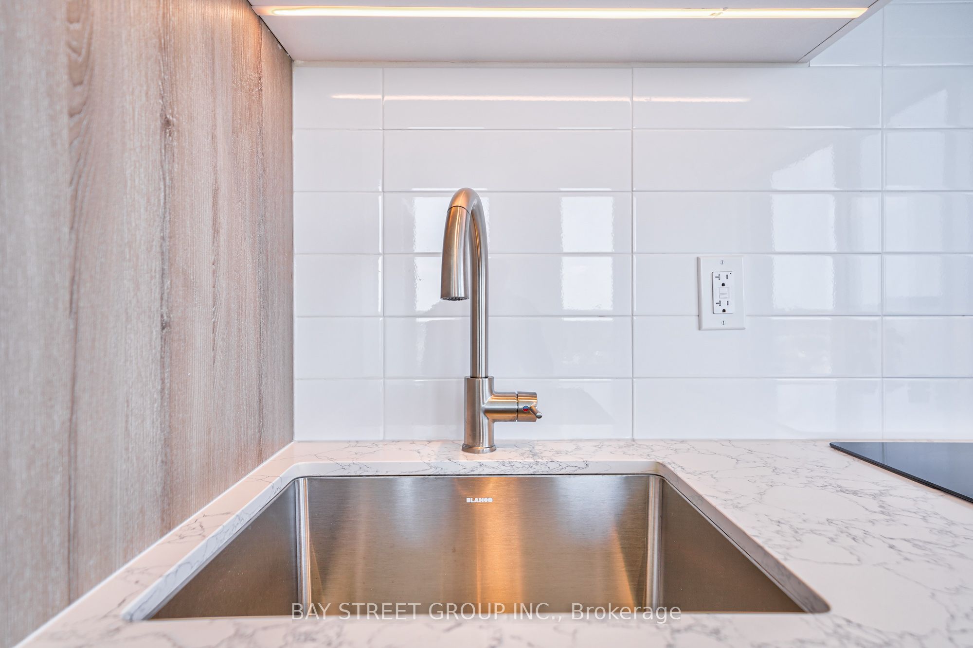 319 Jarvis Street 2610 Property Photo 20