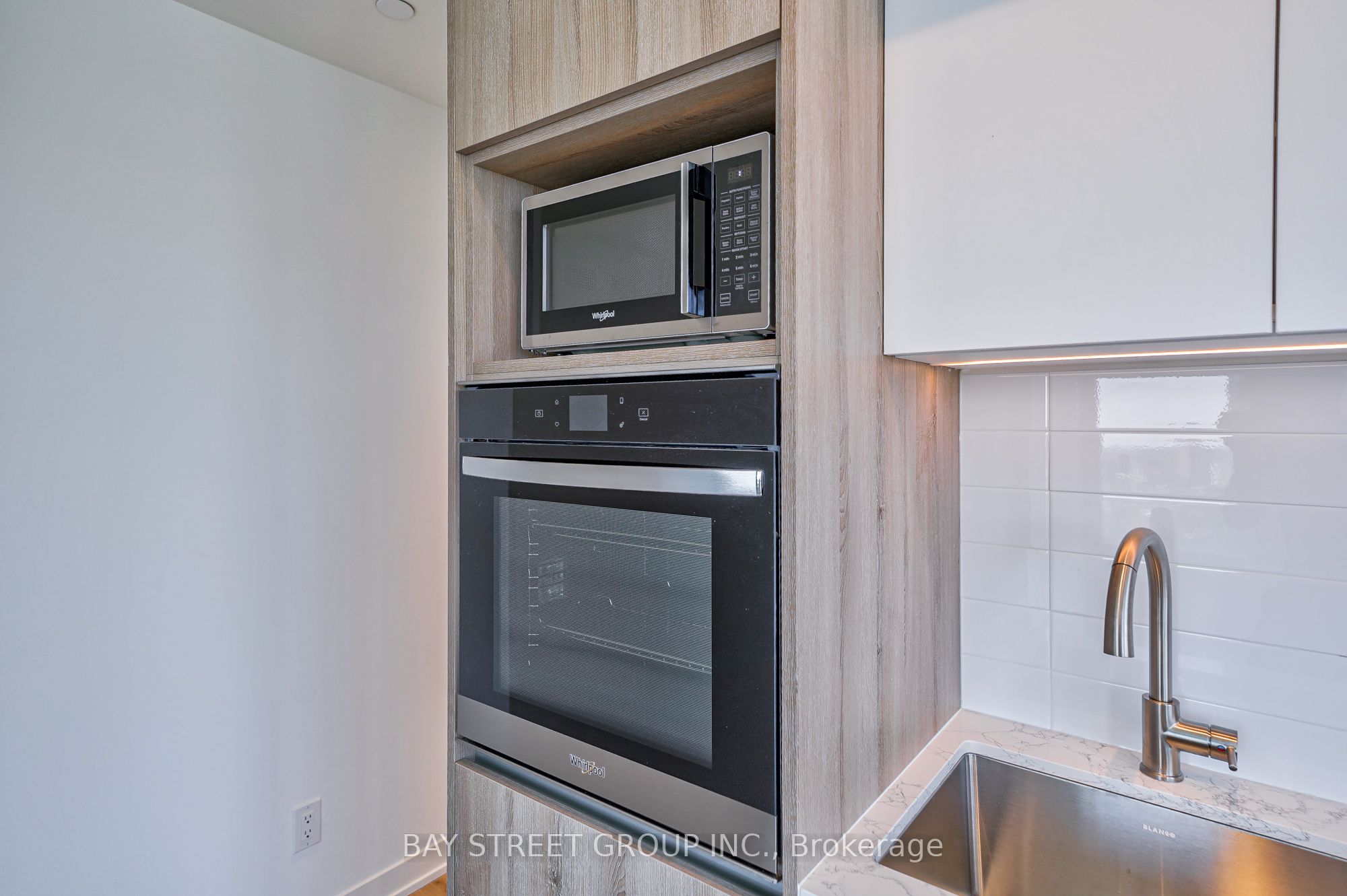 319 Jarvis Street 2610 Property Photo 21