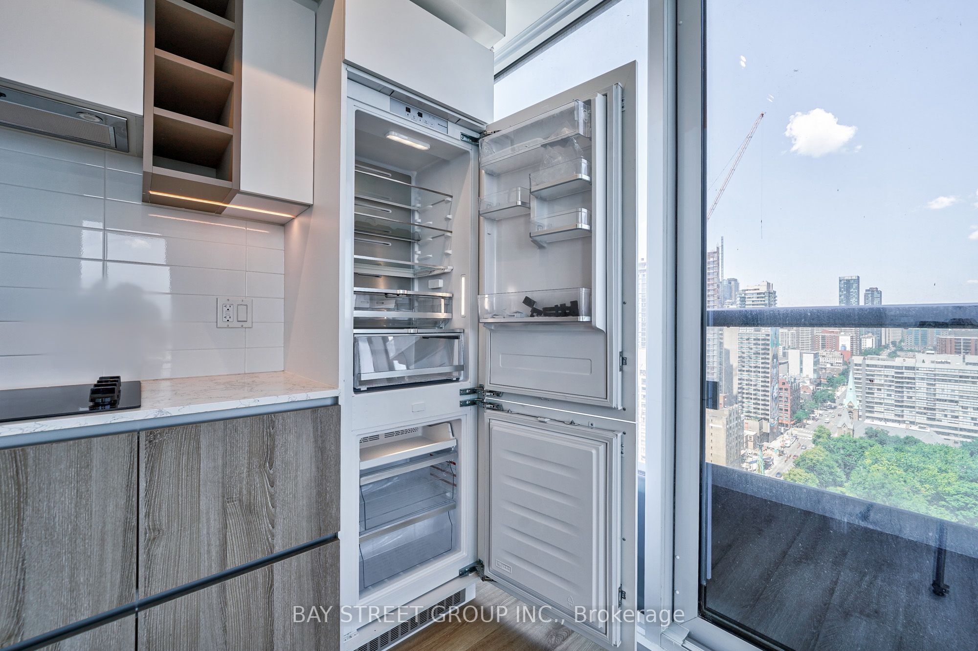 319 Jarvis Street 2610 Property Photo 22