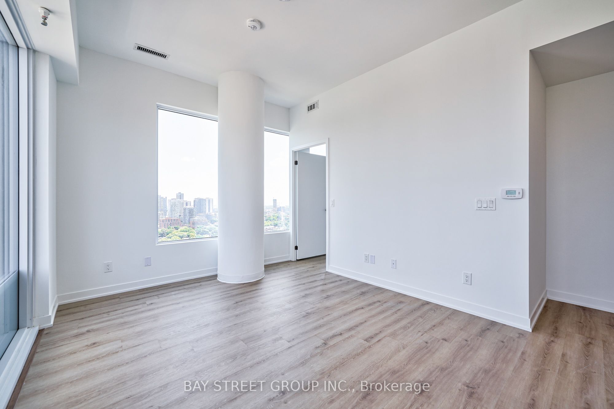 319 Jarvis Street 2610 Property Photo 23