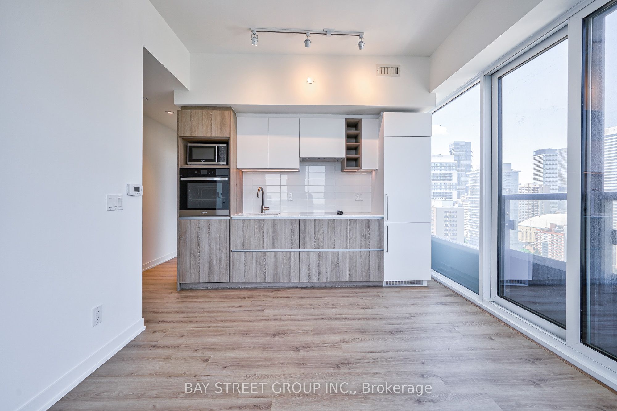 319 Jarvis Street 2610 Property Photo 26