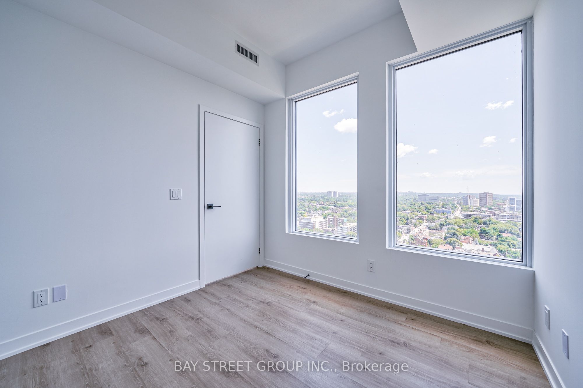 319 Jarvis Street 2610 Property Photo 30