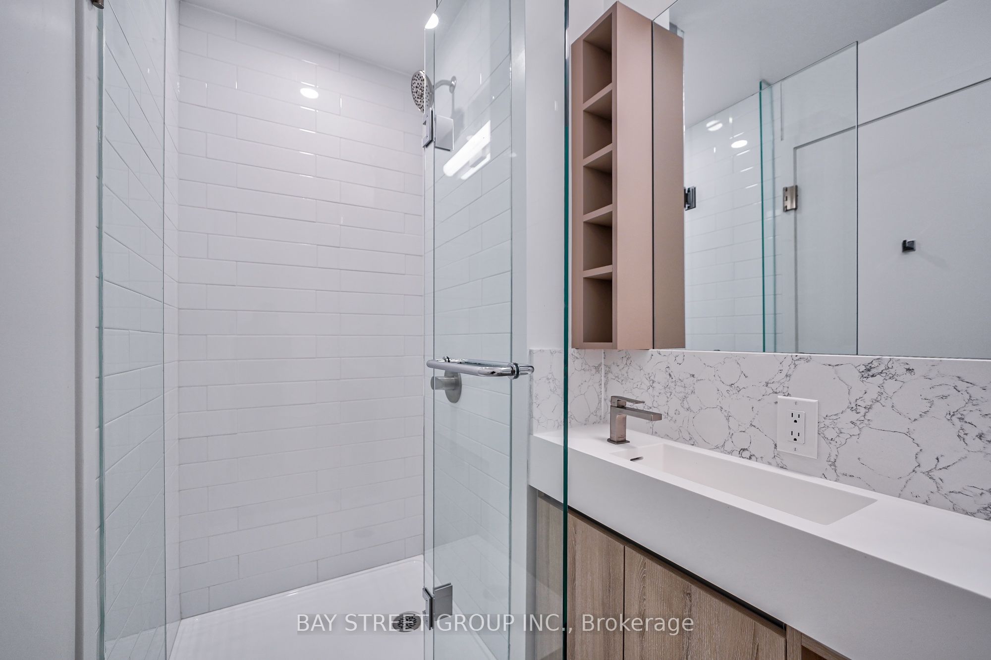 319 Jarvis Street 2610 Property Photo 36