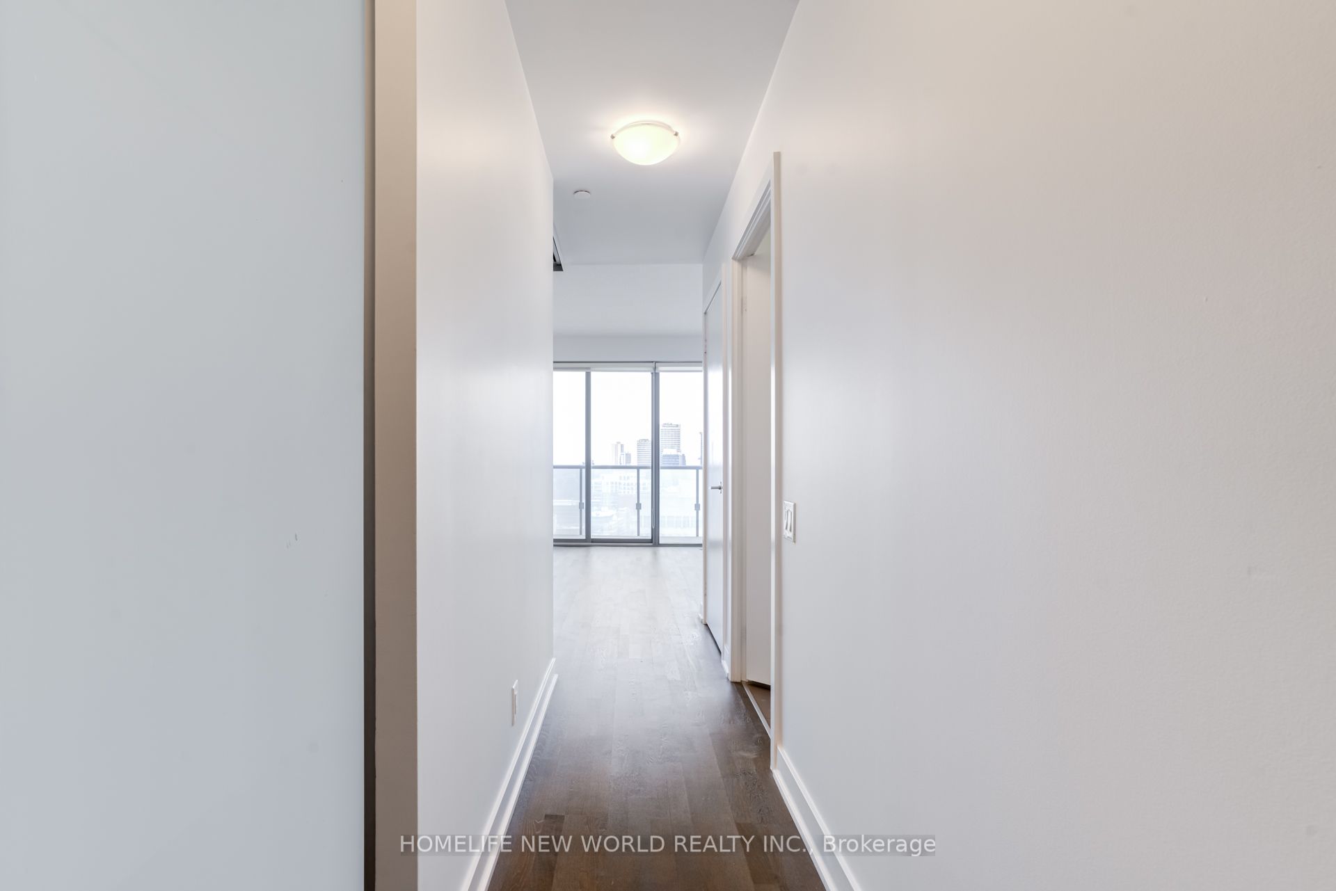 1815 Yonge Street 1805 Property Photo 3