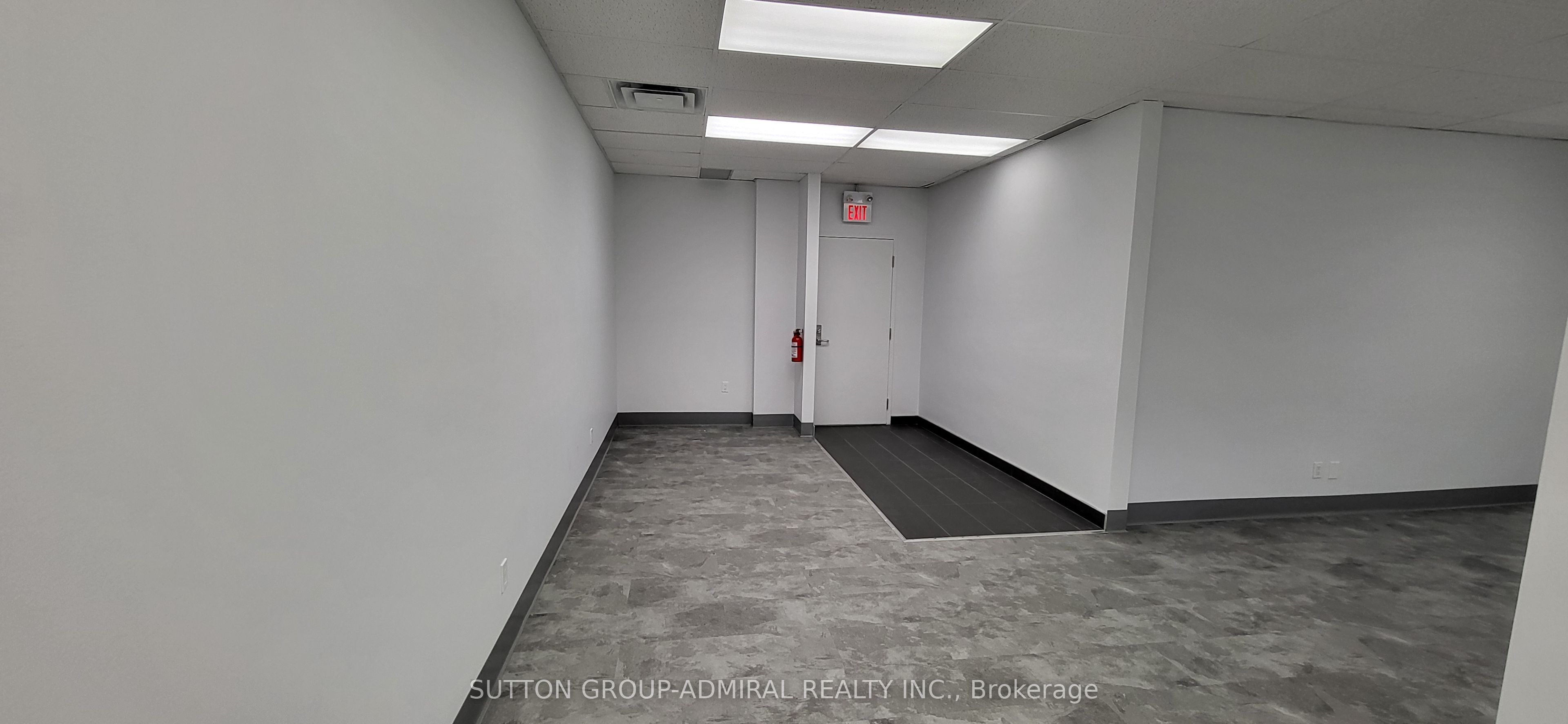 845 St Clair Avenue W 204a Property Photo 3