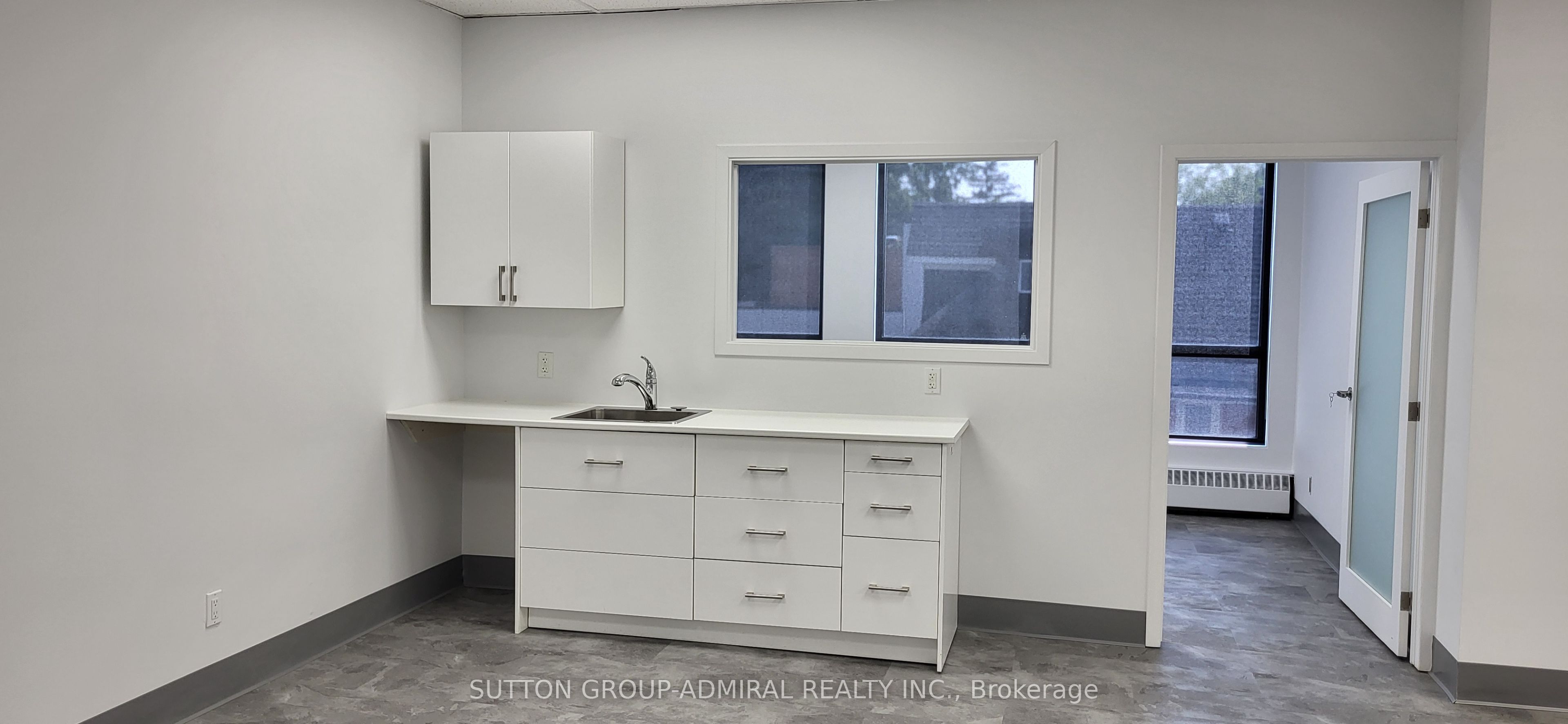 845 St Clair Avenue W 204a Property Photo 6