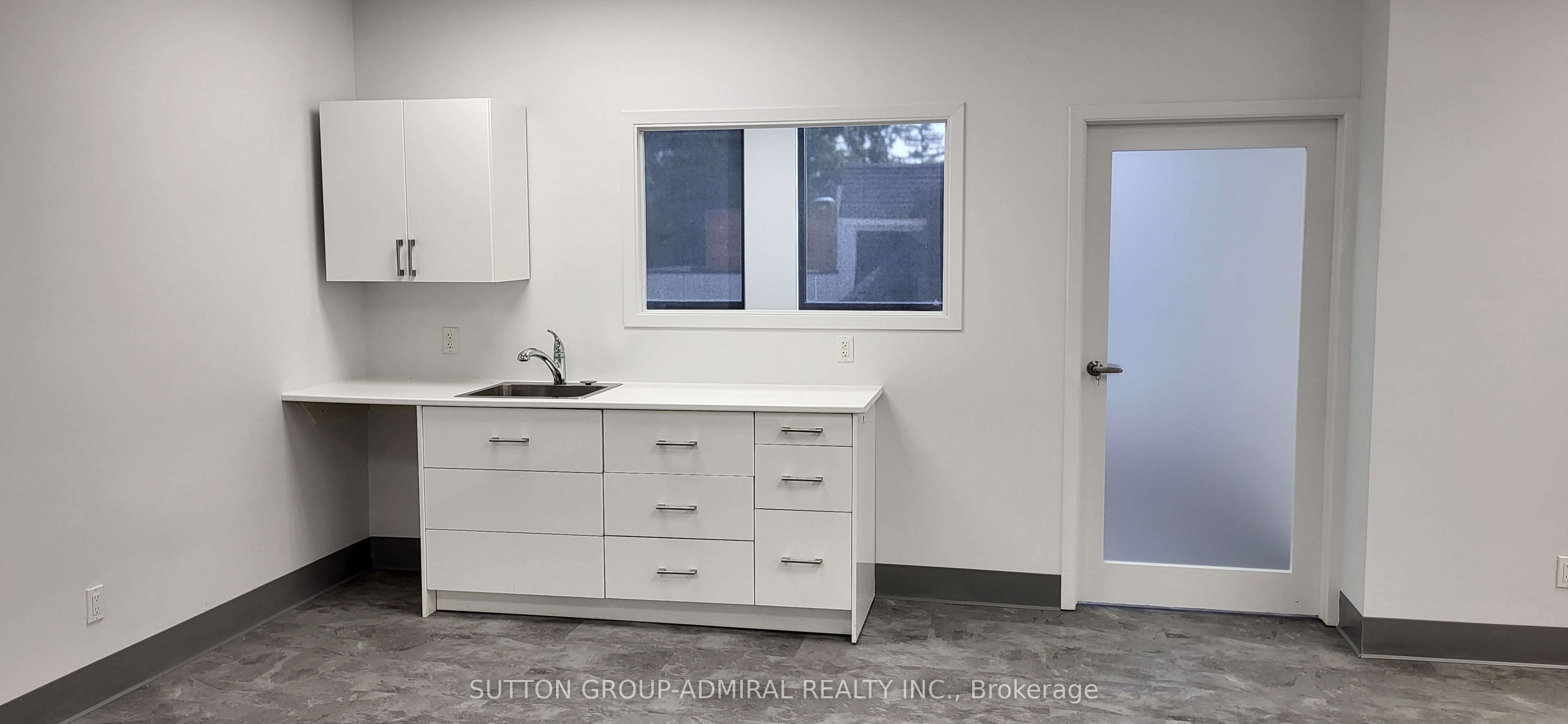 845 St Clair Avenue W 204a Property Photo 7