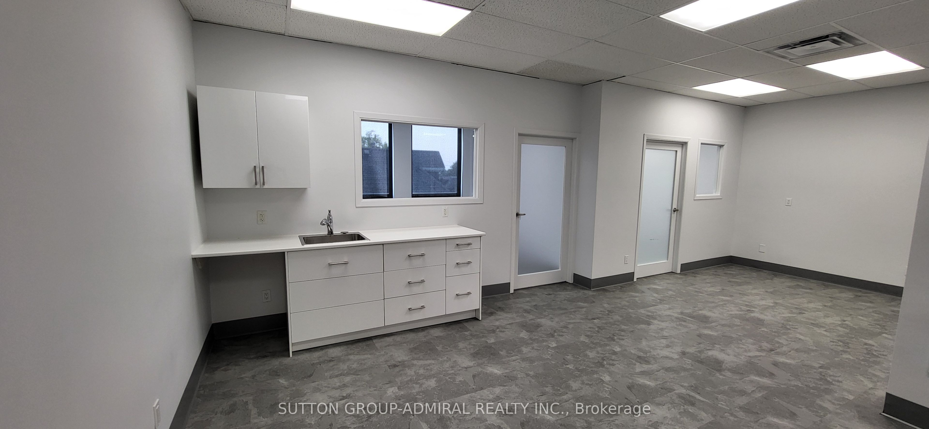 845 St Clair Avenue W 204a Property Photo 9