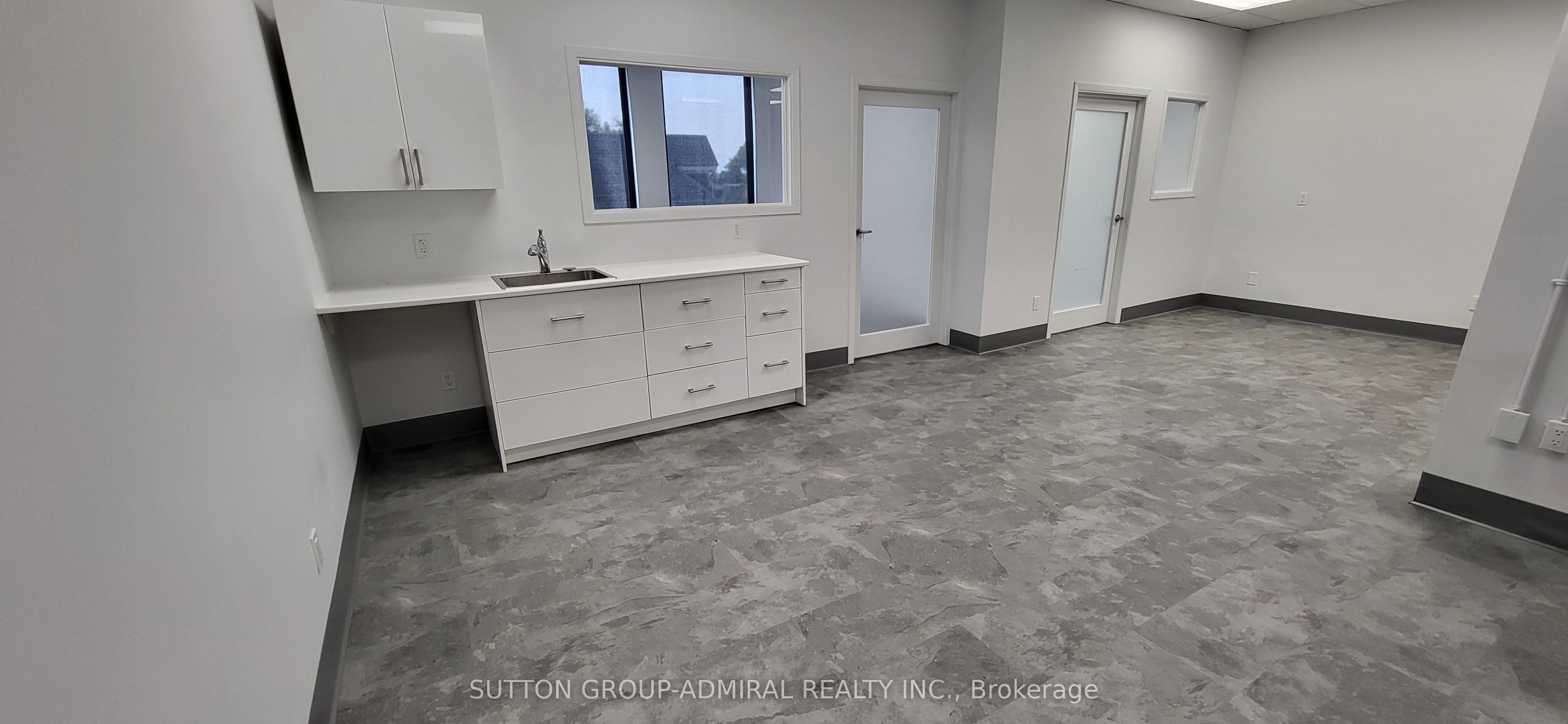 845 St Clair Avenue W 204a Property Photo 10