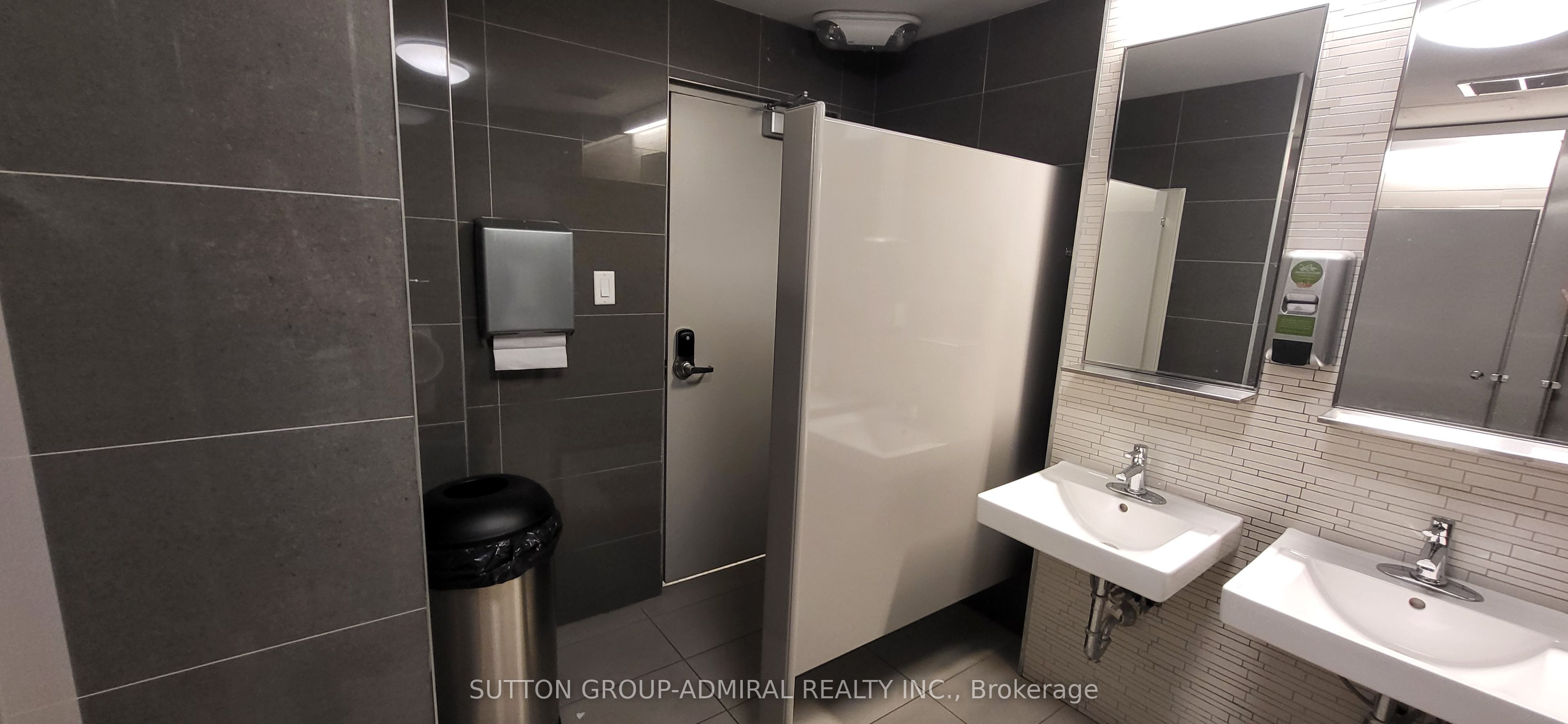 845 St Clair Avenue W 204a Property Photo 22