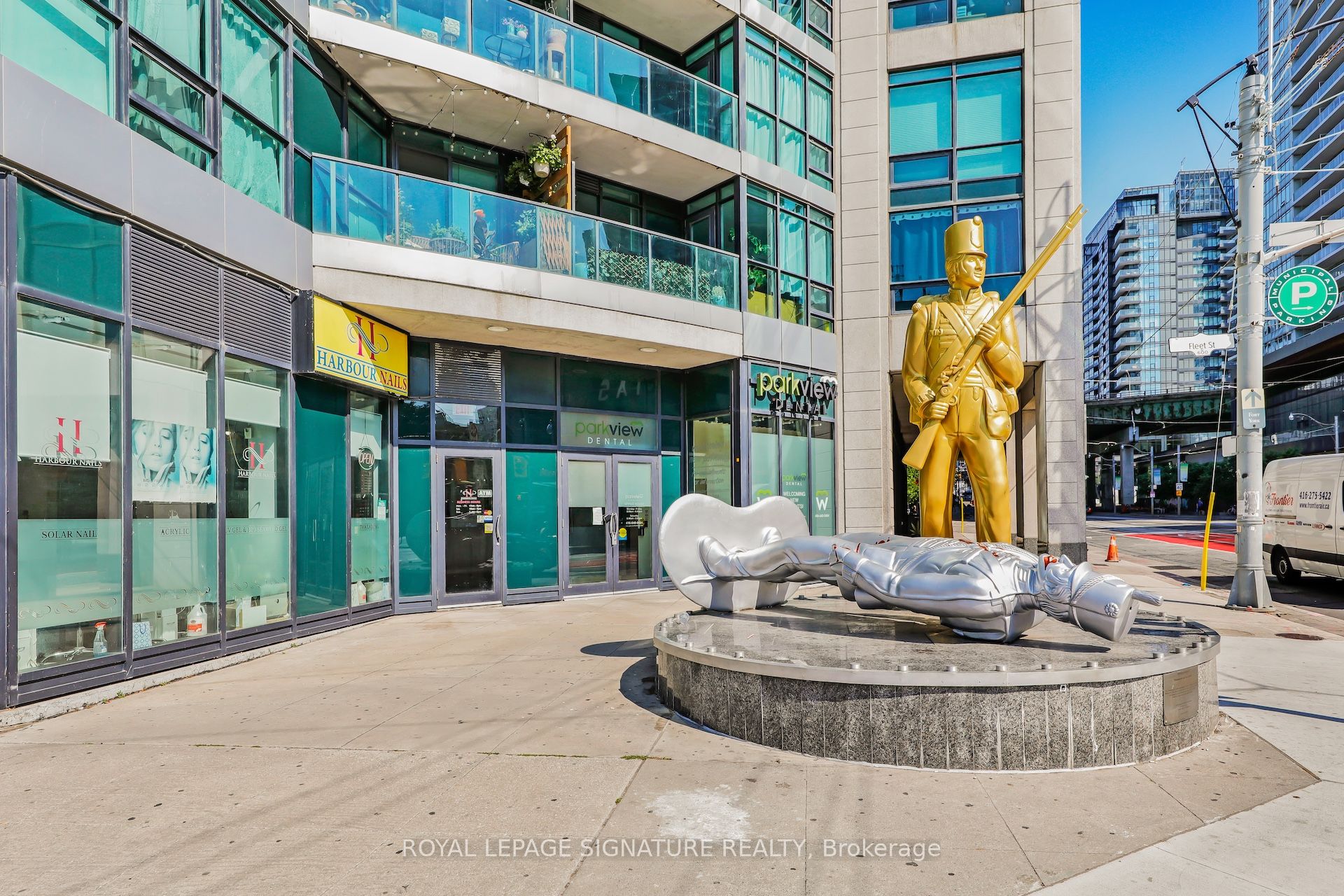 600 Fleet Street 2405 Property Photo 1