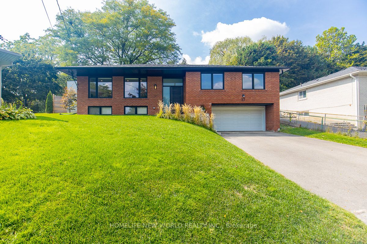 37 Shouldice Court Property Photo 1