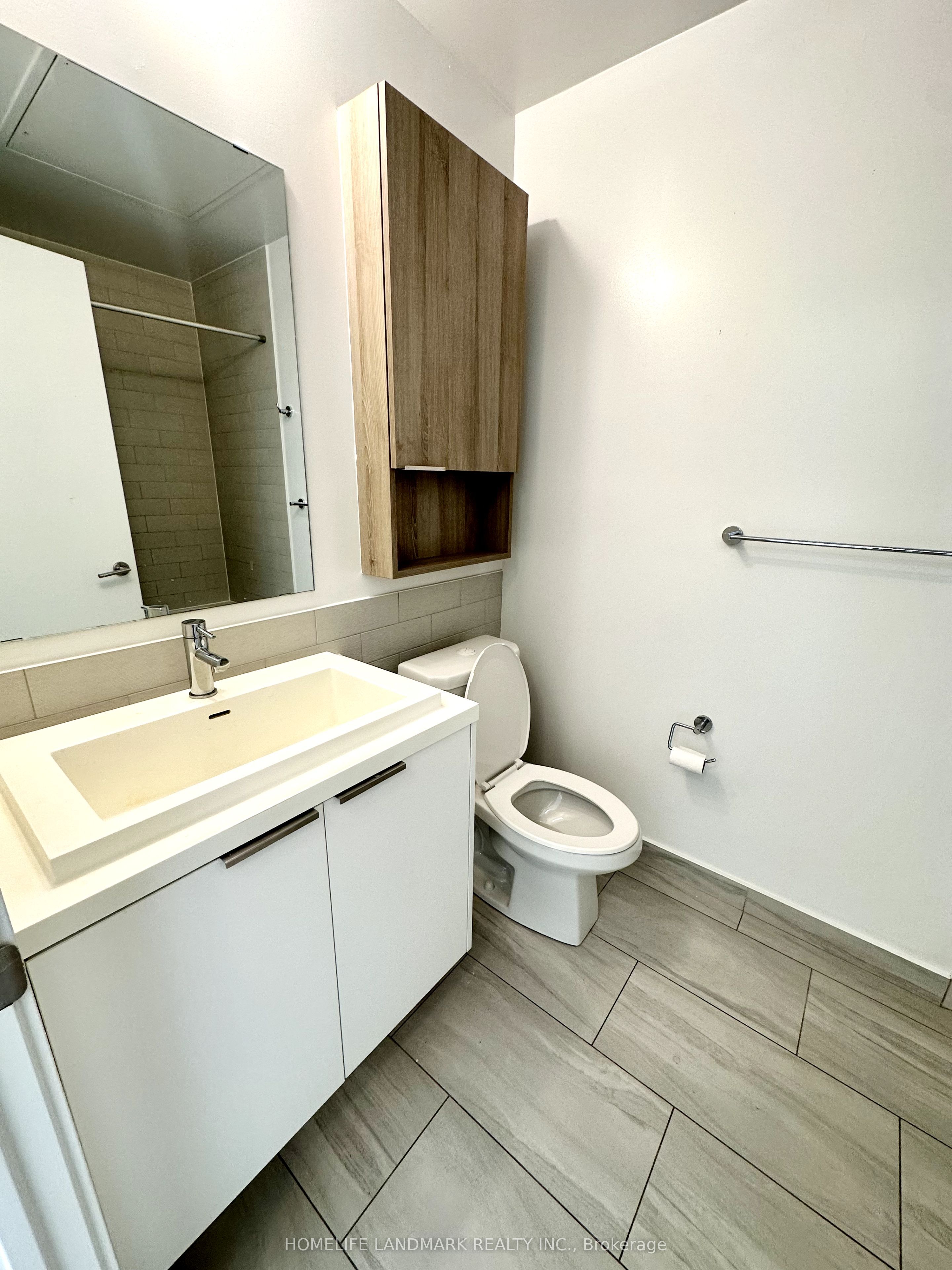 6 Sonic Way S 408 Property Photo 8