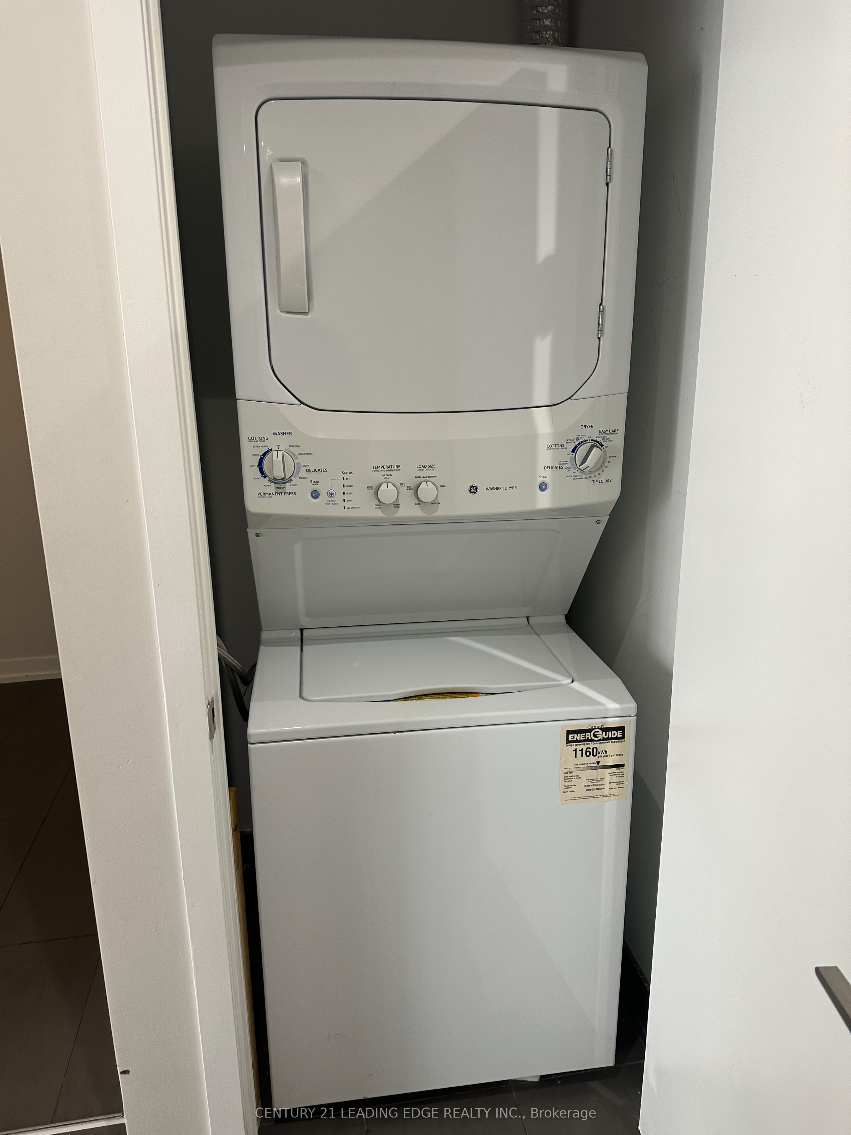 170 Fort York Boulevard 2705 Property Photo 6