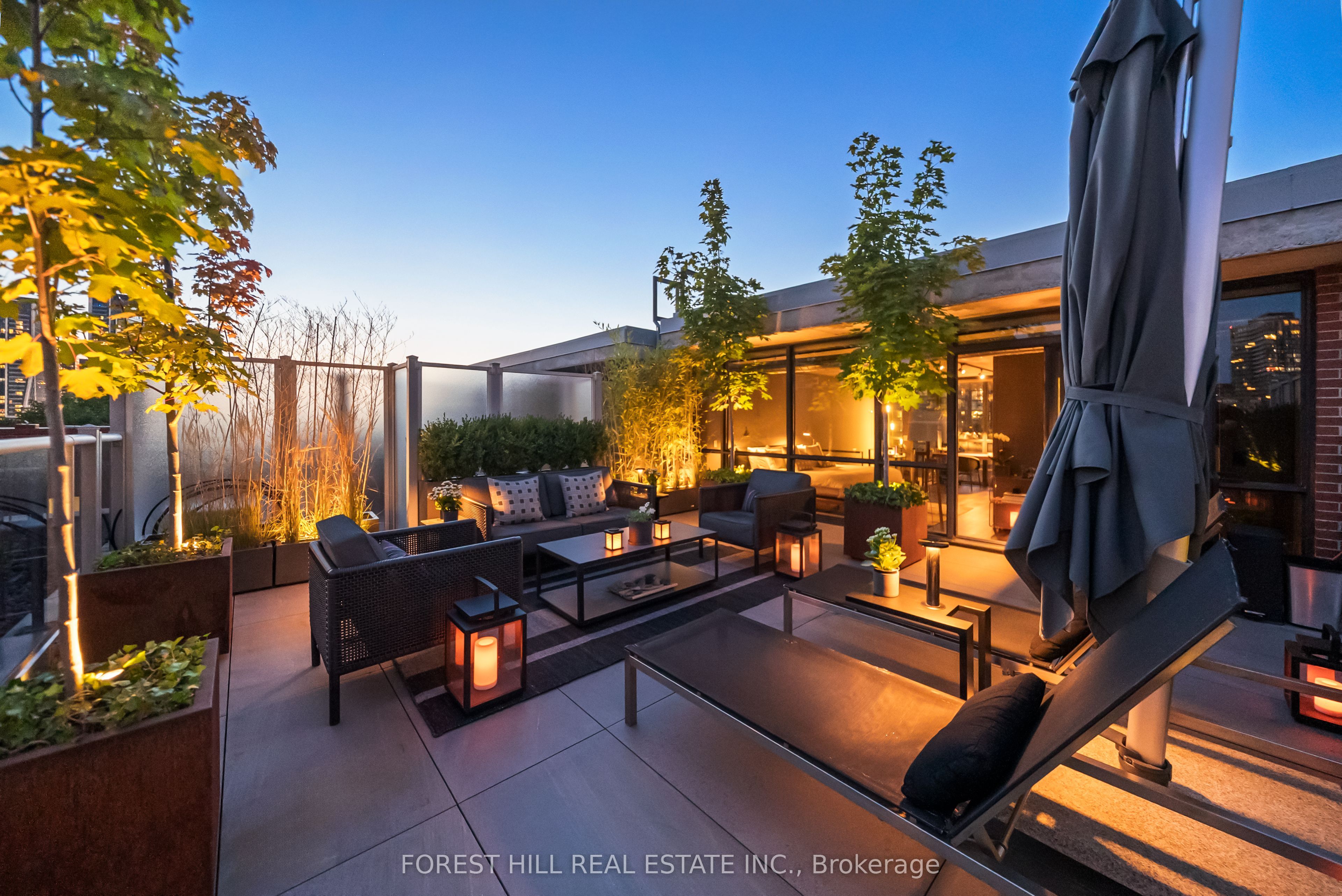 62 Niagara Street 519 Property Photo 1