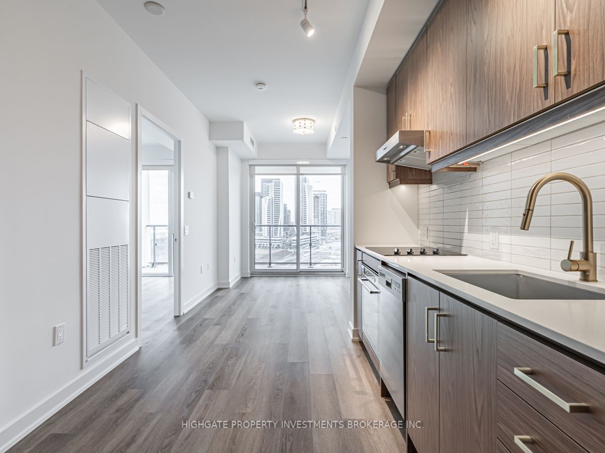 9 Tecumseth Street 1406 Property Photo 3