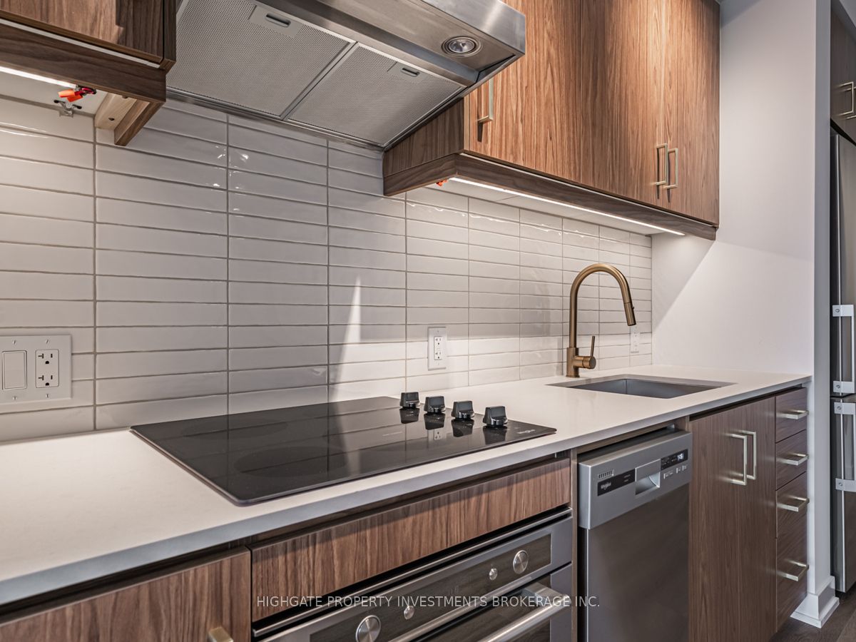 9 Tecumseth Street 1406 Property Photo 7