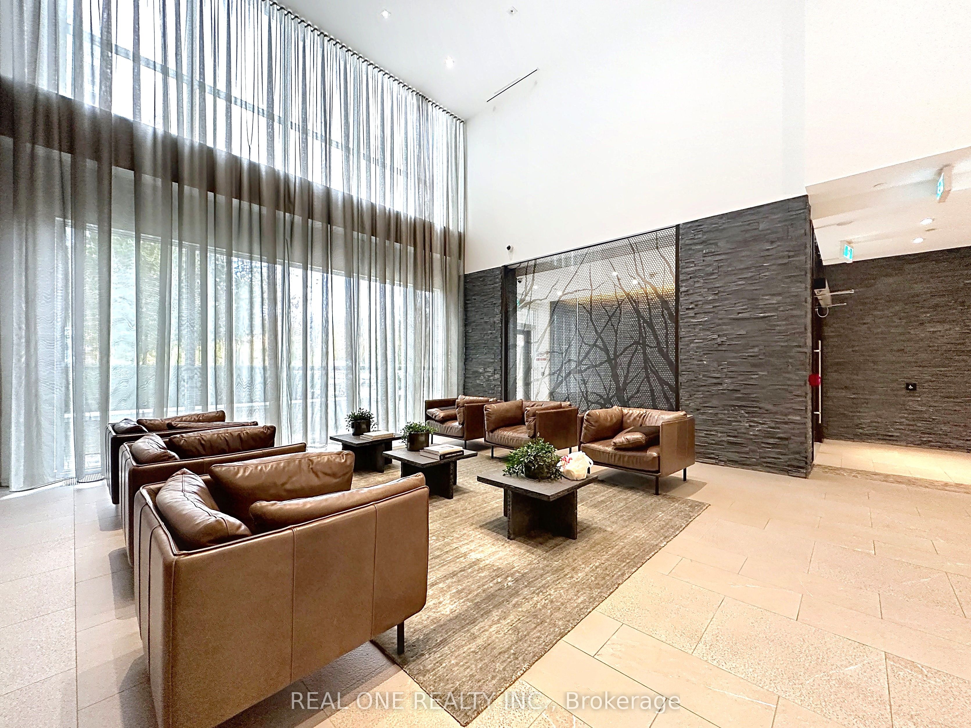 10 Deerlick Court 817 Property Photo 3