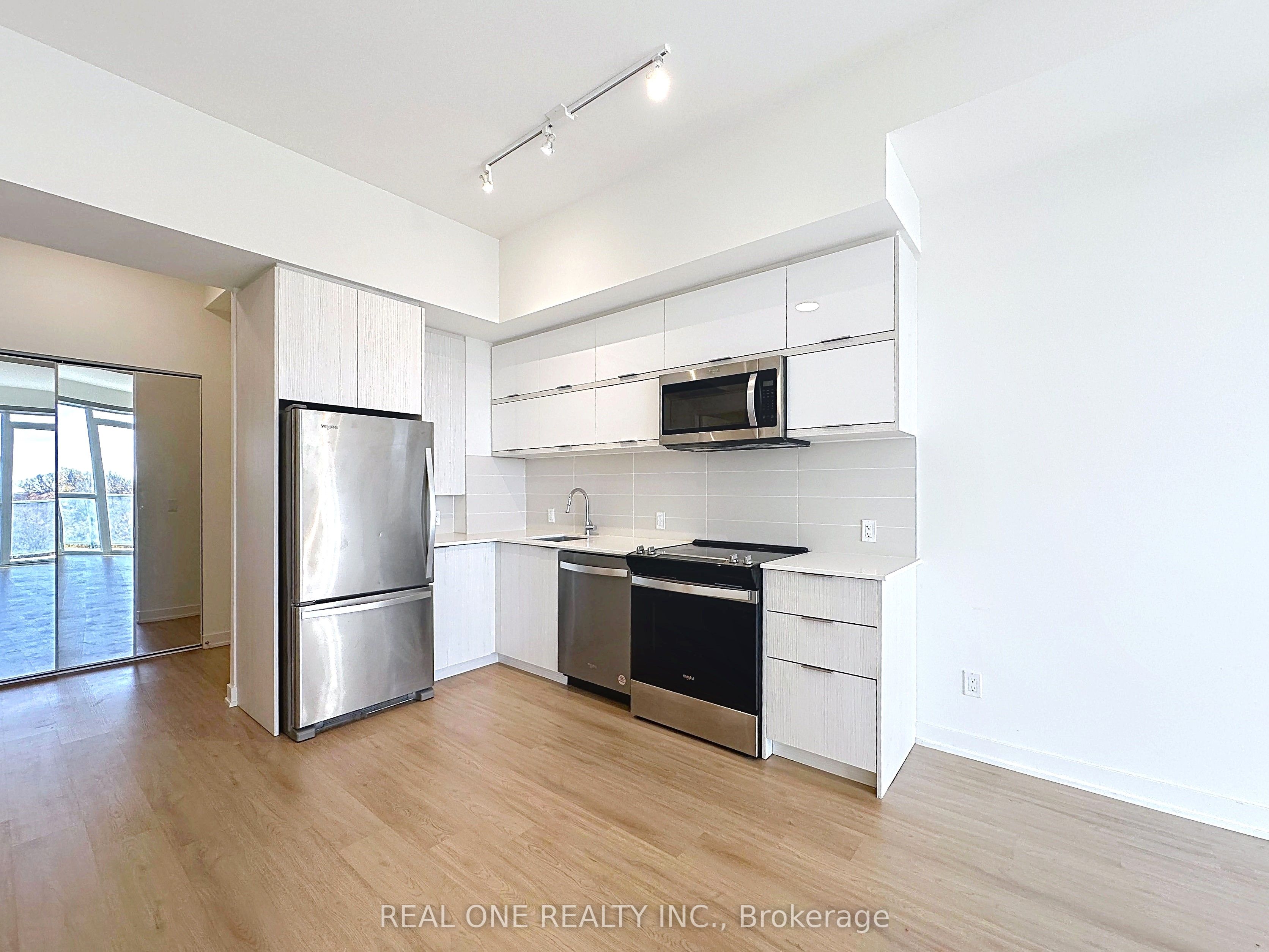 10 Deerlick Court 817 Property Photo 4