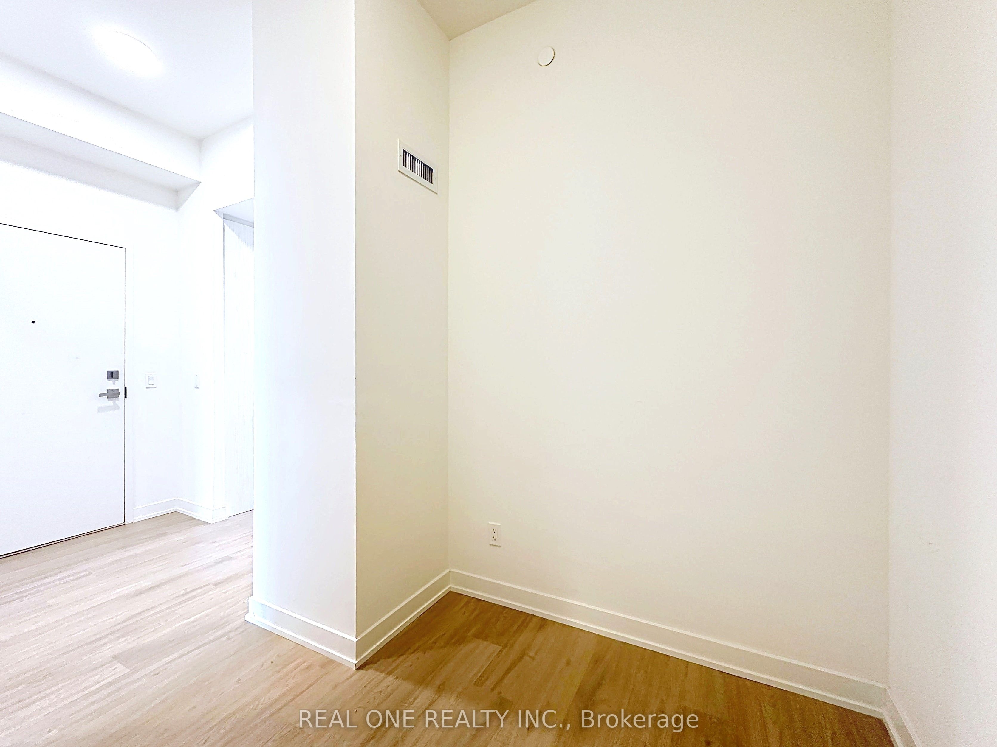 10 Deerlick Court 817 Property Photo 7