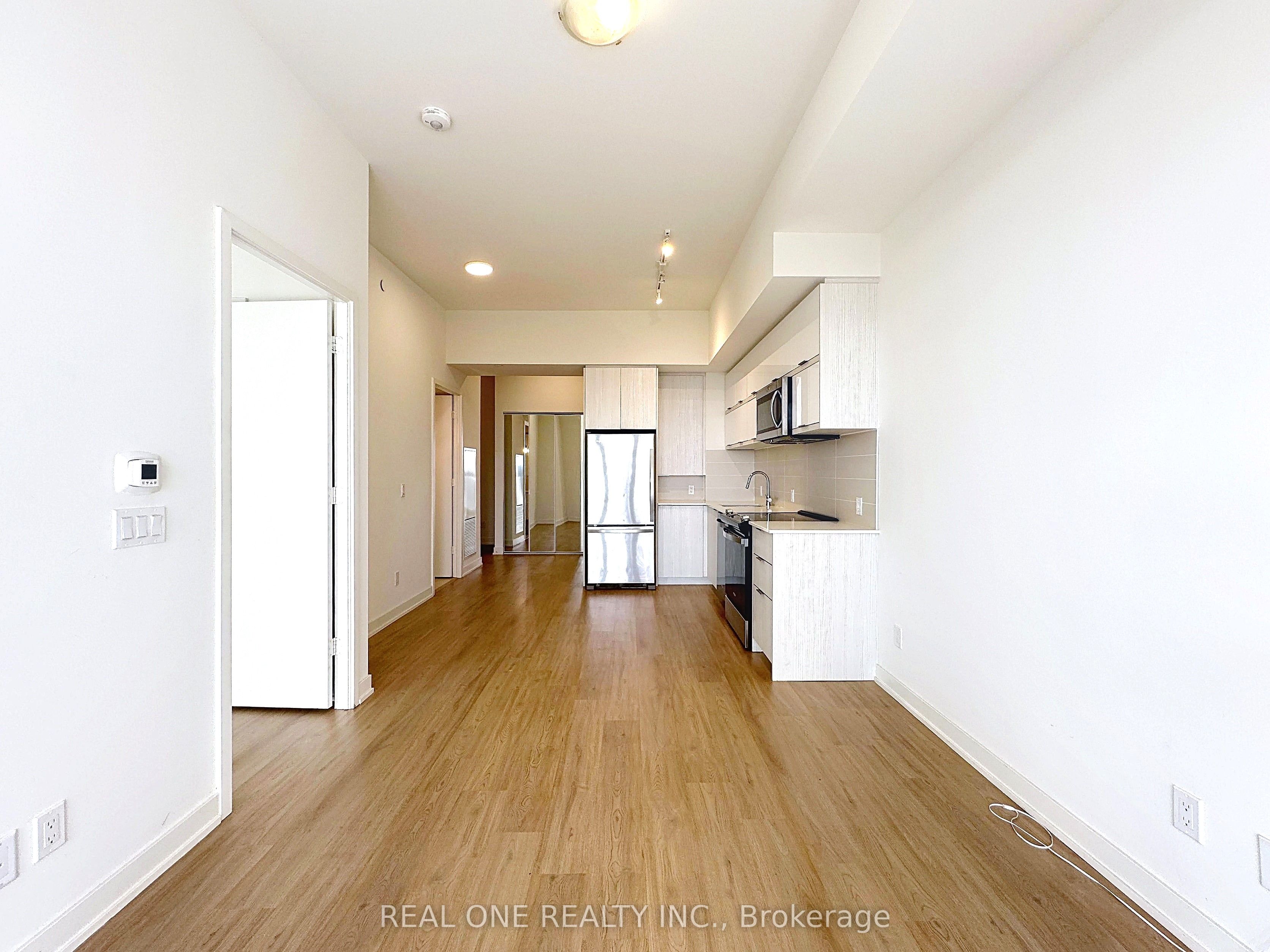 10 Deerlick Court 817 Property Photo 8