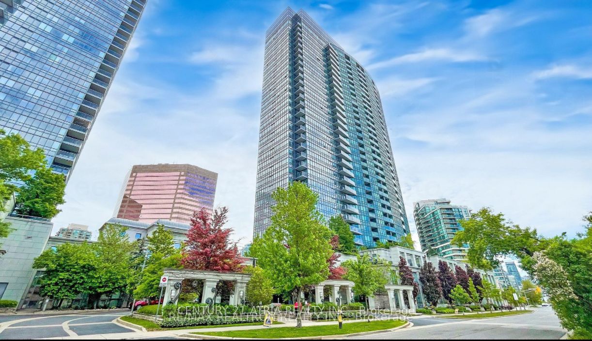 15 Greenview Avenue 1604 Property Photo 1