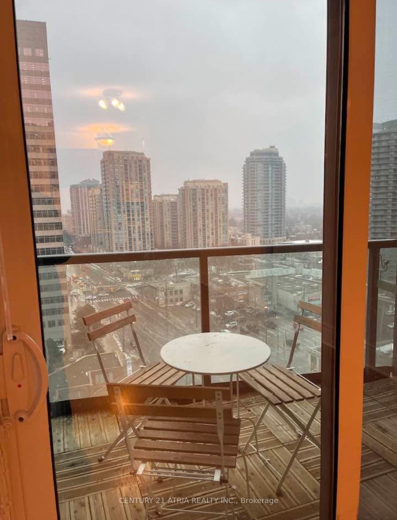 15 Greenview Avenue 1604 Property Photo 9