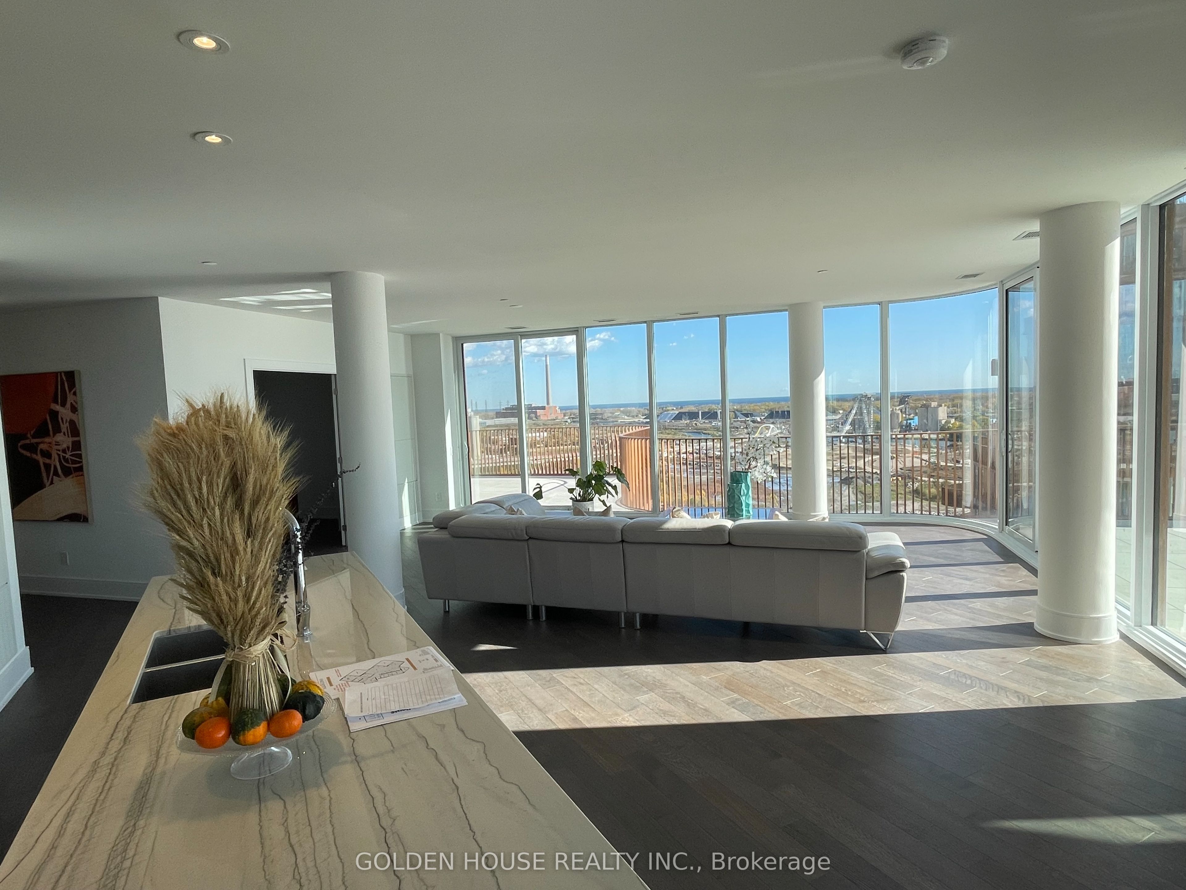 155 Merchants' Wharf N/a Lph22 Property Photo 5