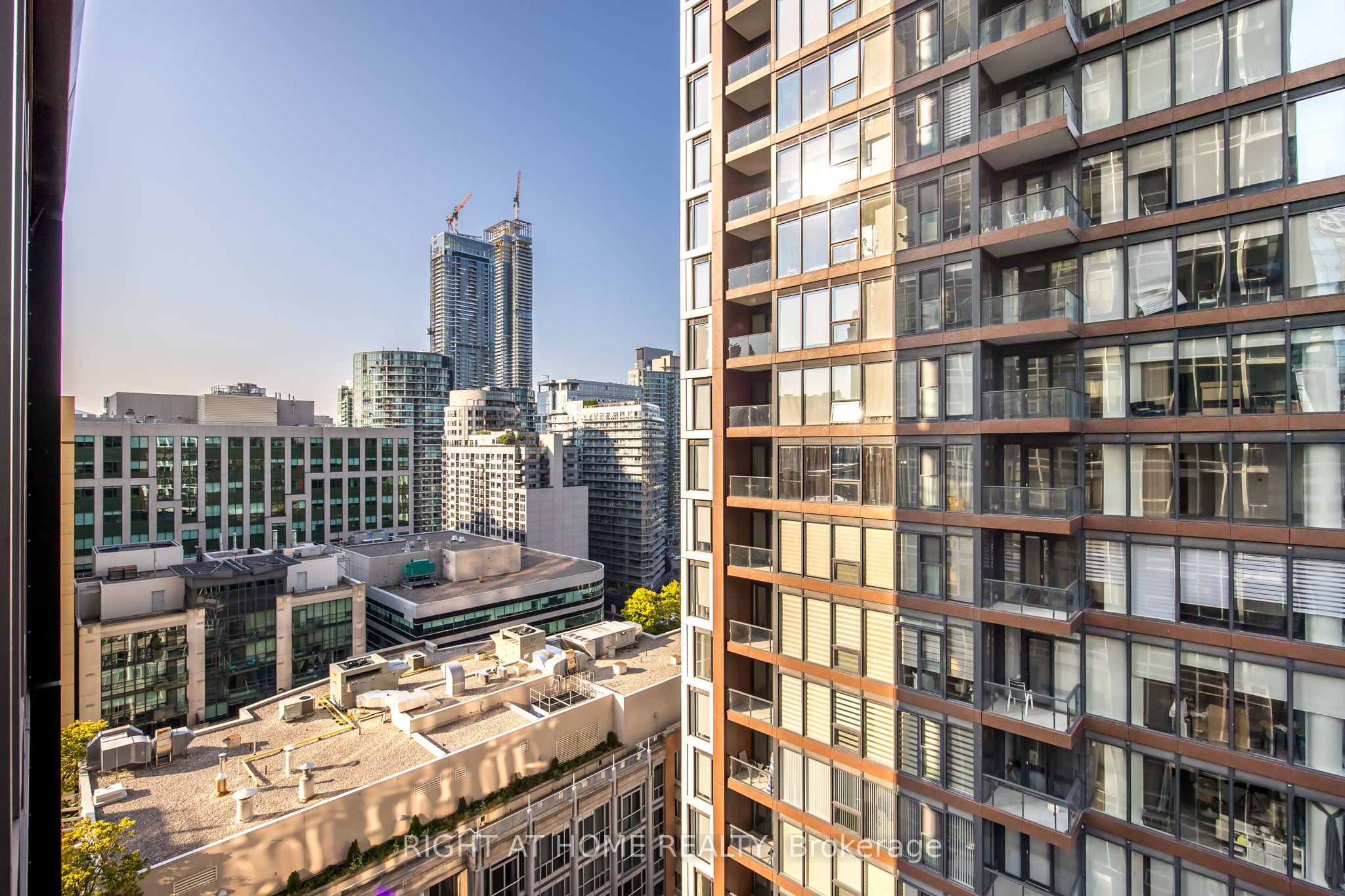 35 Mercer Street 1512 Property Photo 1