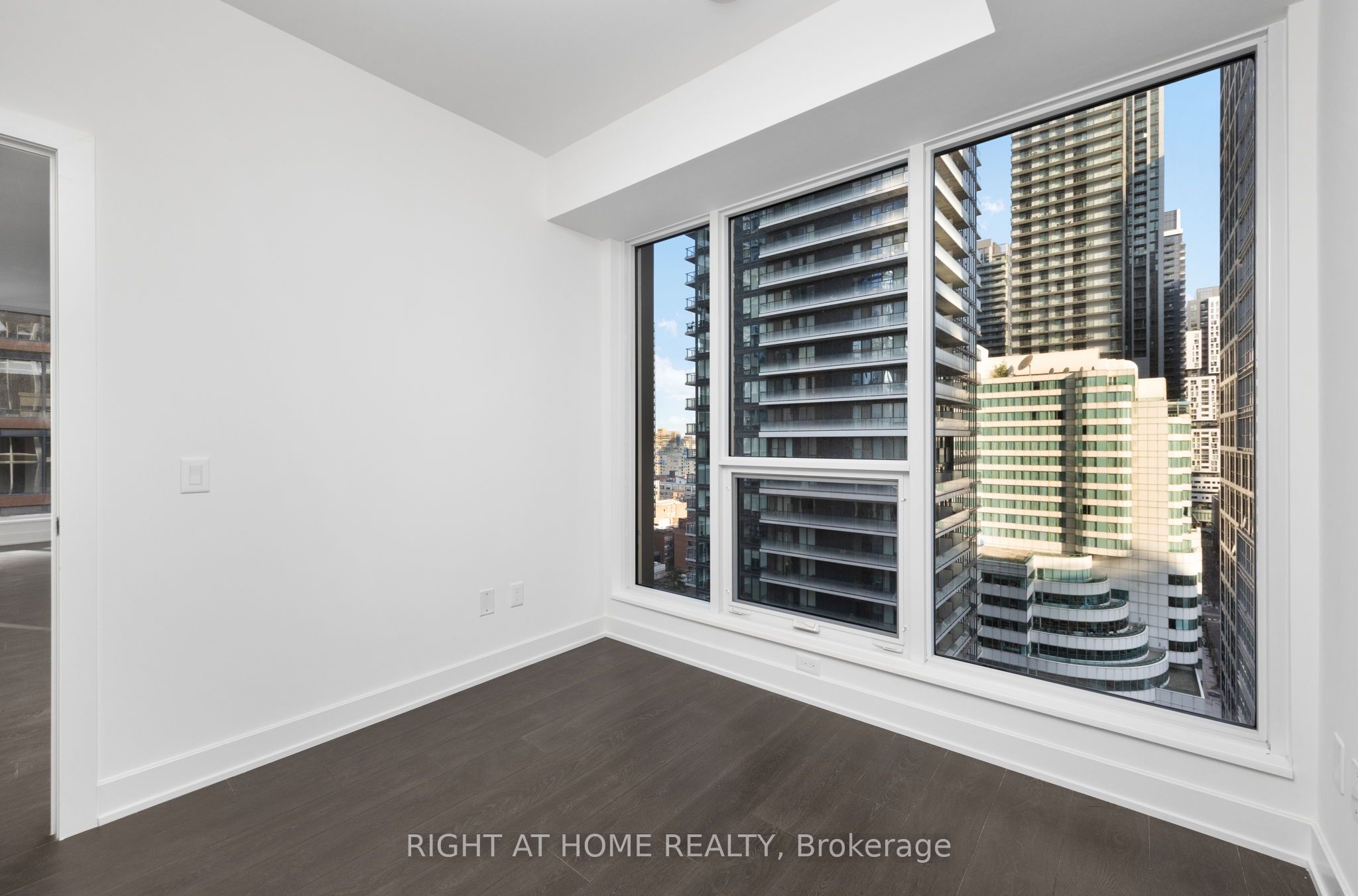 35 Mercer Street 1512 Property Photo 19