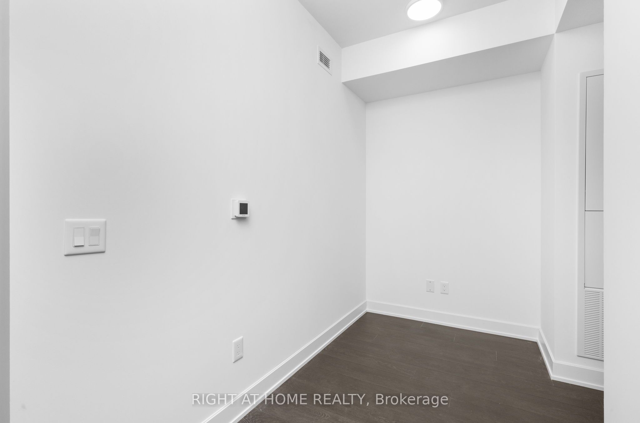 35 Mercer Street 1512 Property Photo 21