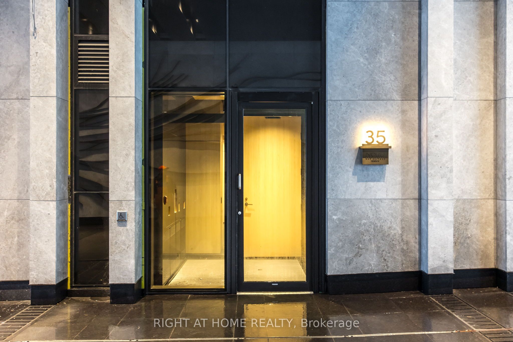 35 Mercer Street 1512 Property Photo 28