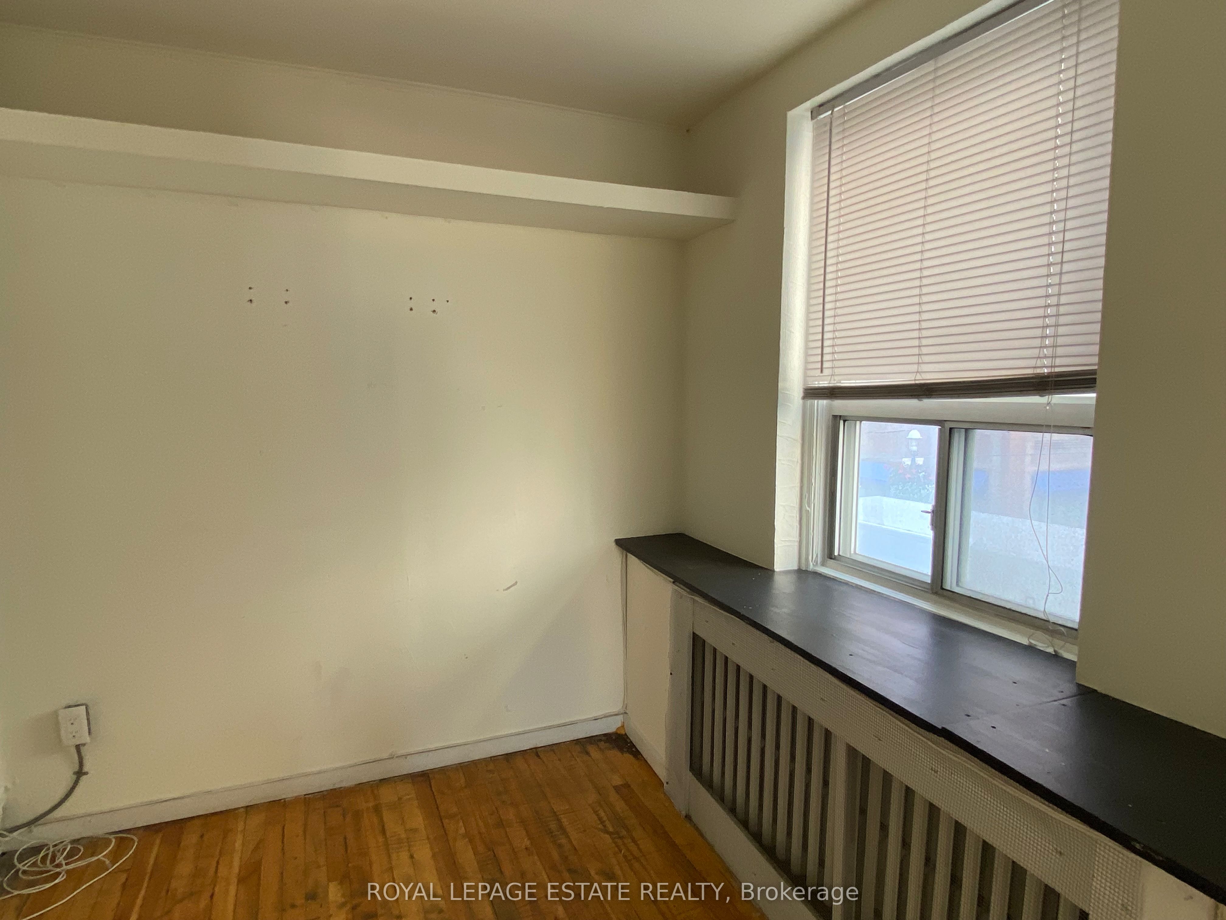 155 Richmond Street E Property Photo 14