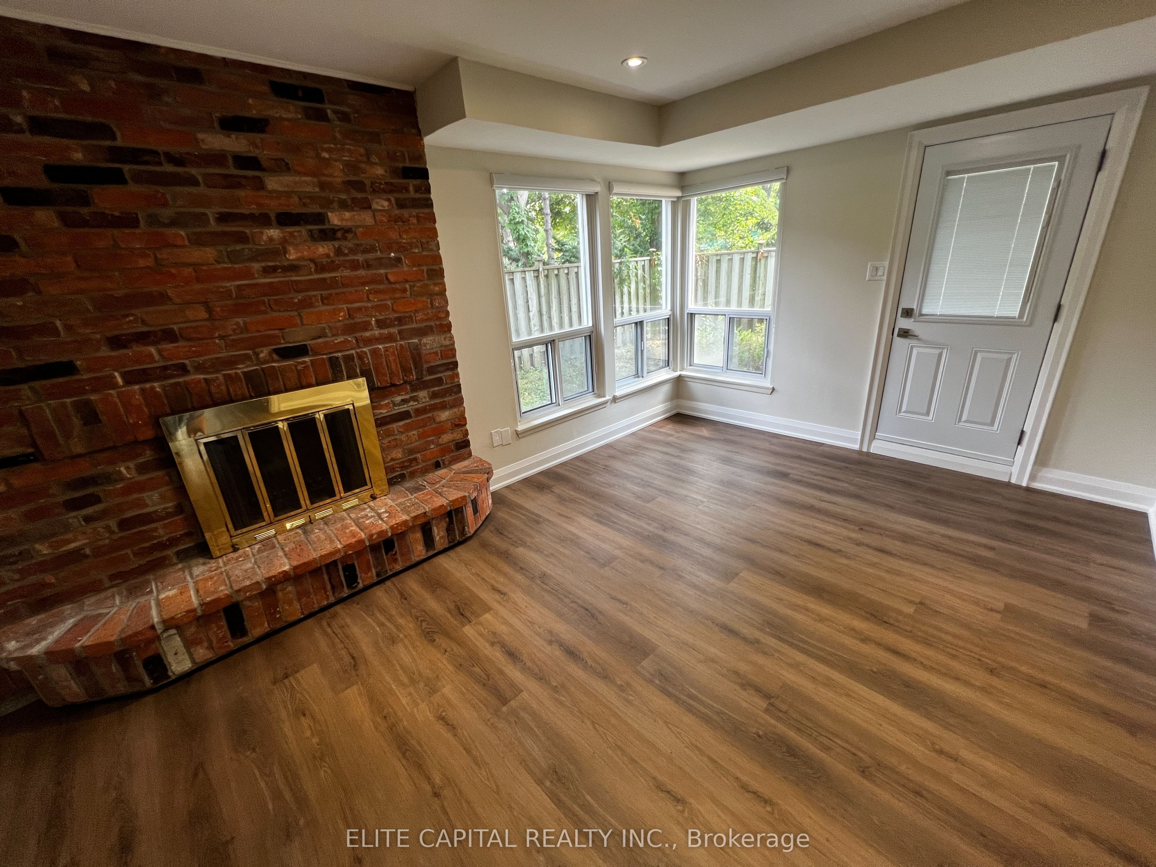 74 Thimble Berry Way Property Photo 7