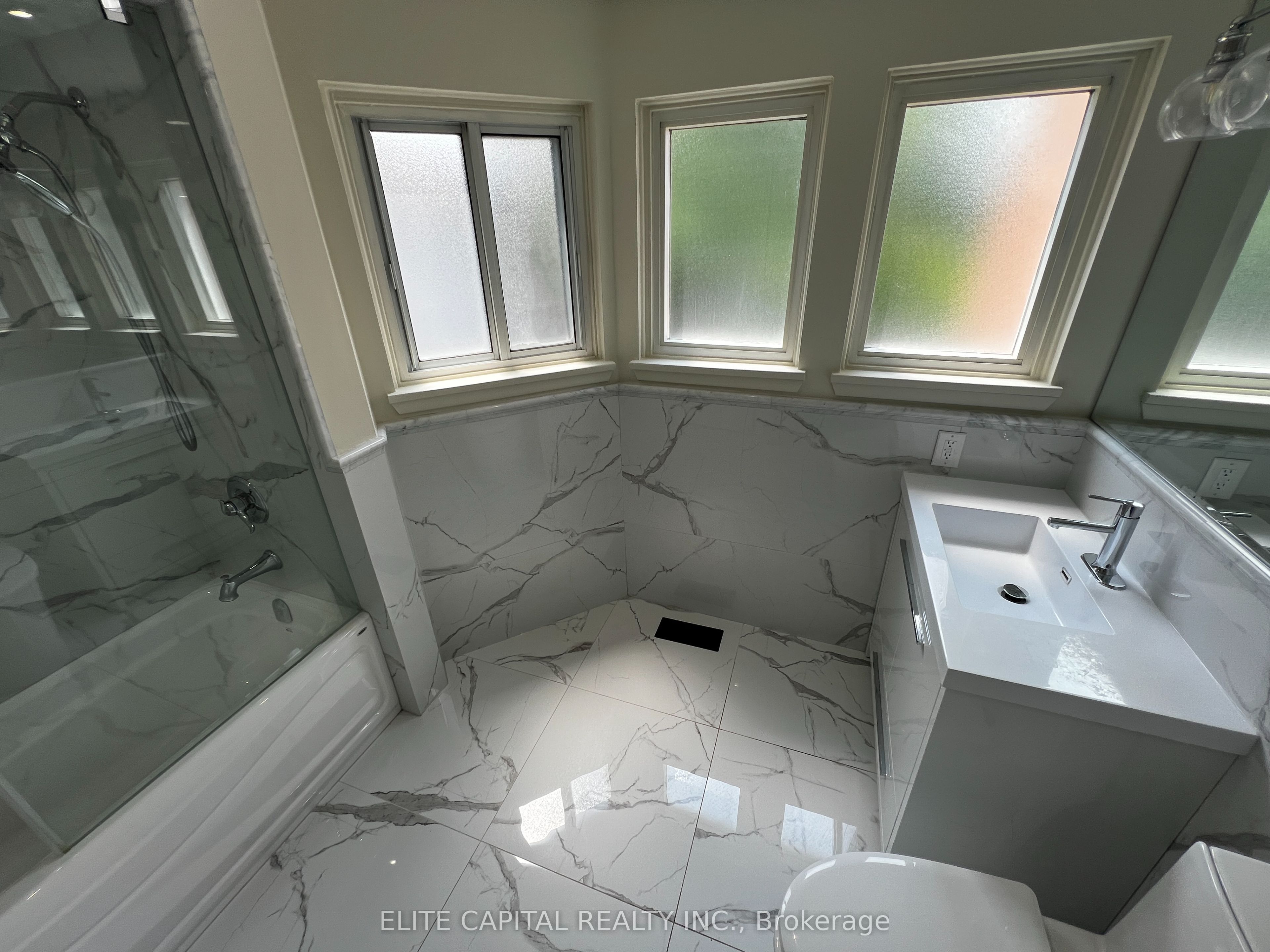 74 Thimble Berry Way Property Photo 17