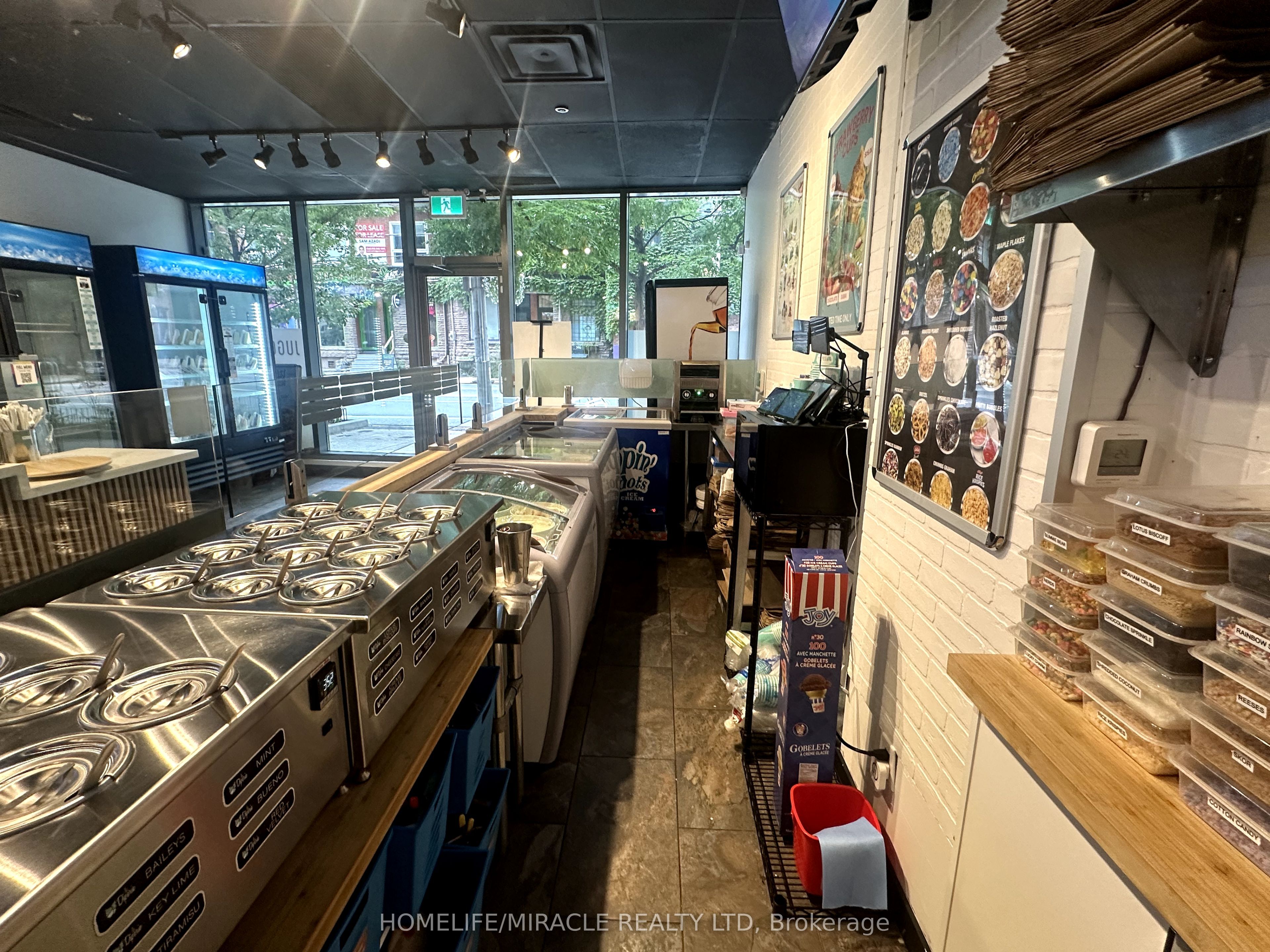 320 Richmond Street E 104 Property Photo 9