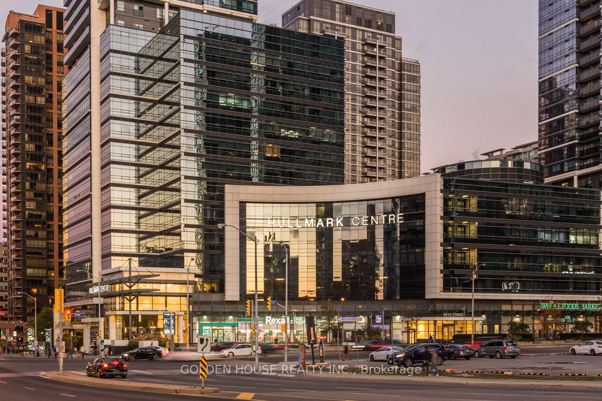4789 Yonge Street 904-905 Property Photo 1