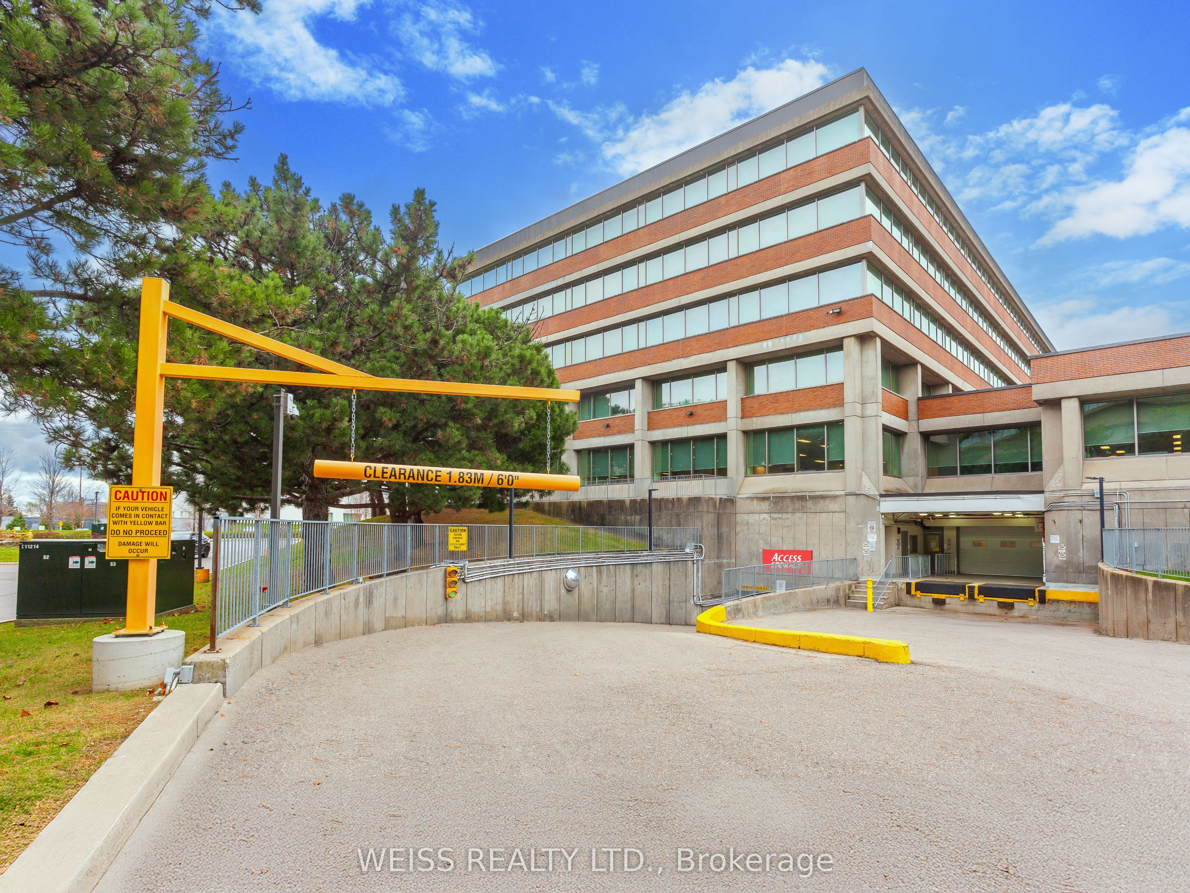 90 Wynford Drive Property Photo 1