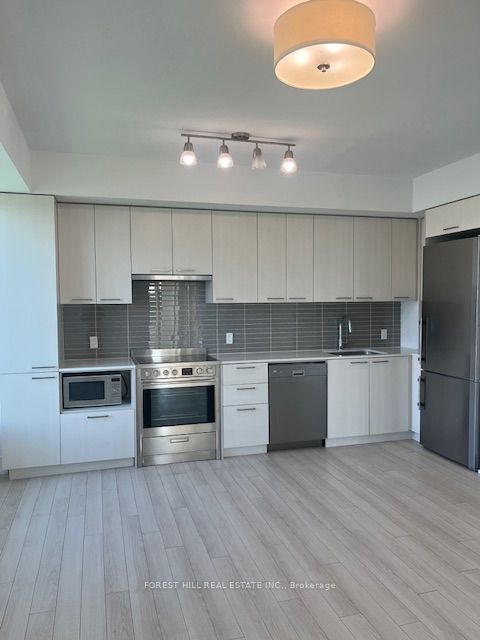 310 Tweedsmuir Avenue 412 Property Photo 9