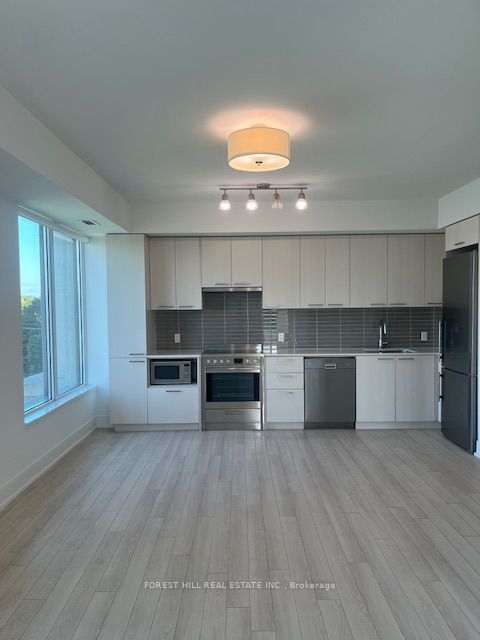 310 Tweedsmuir Avenue 412 Property Photo 10