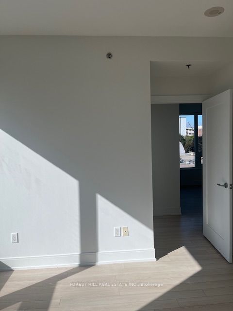 310 Tweedsmuir Avenue 412 Property Photo 24