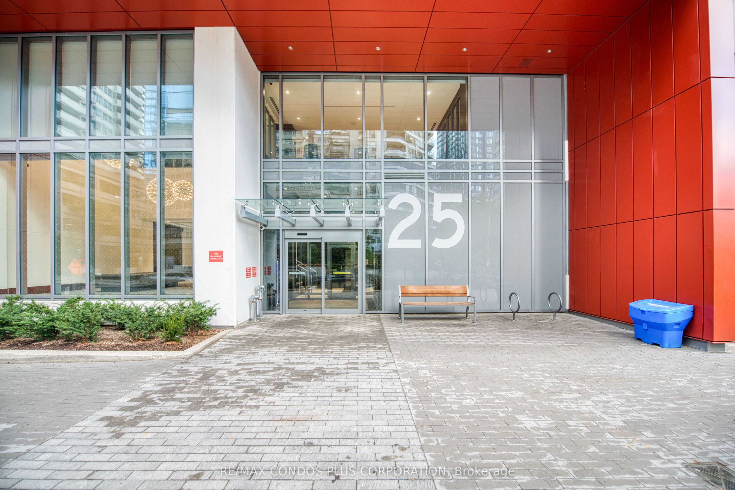 25 Holly Street 2007 Property Photo 4