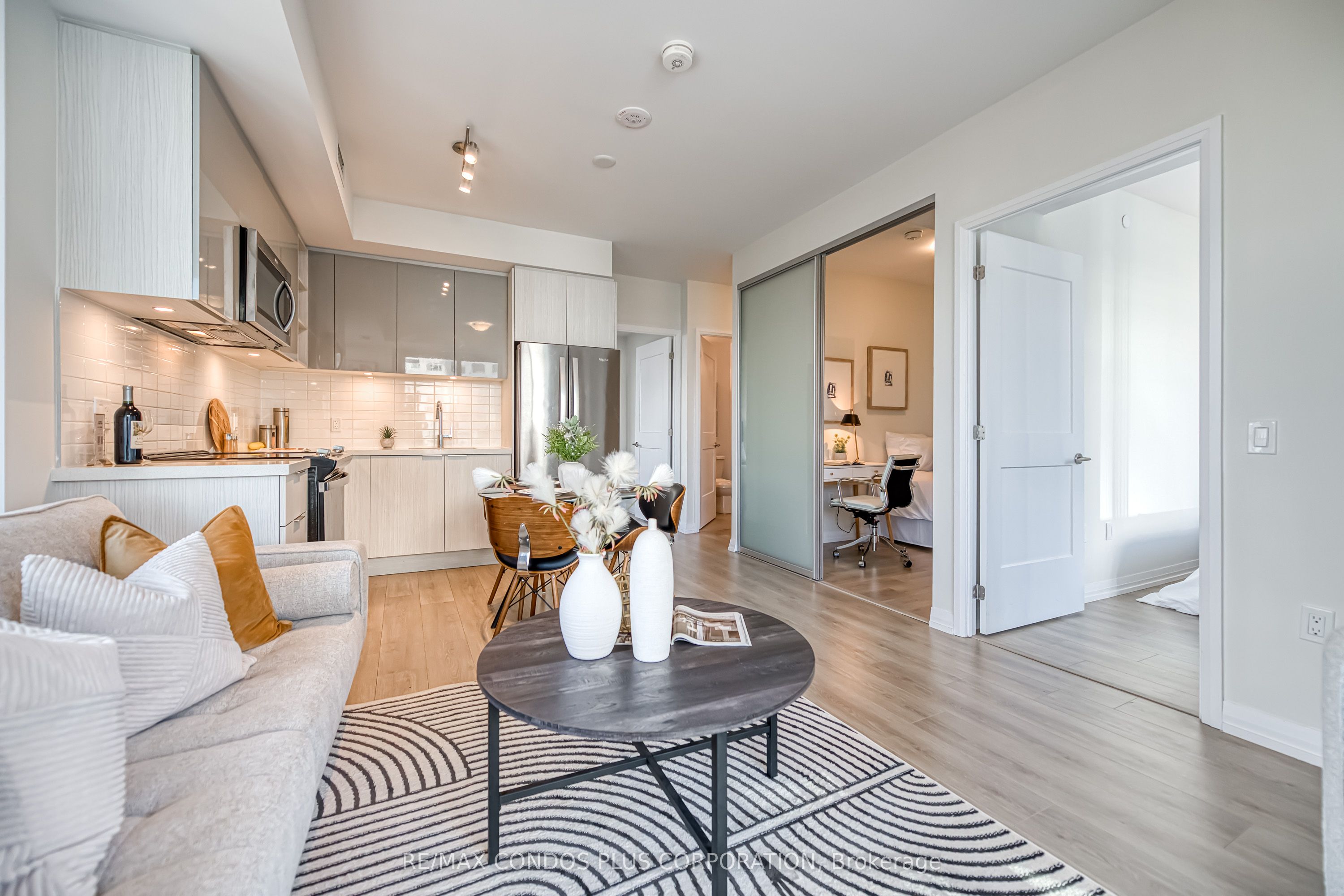 25 Holly Street 2007 Property Photo 13