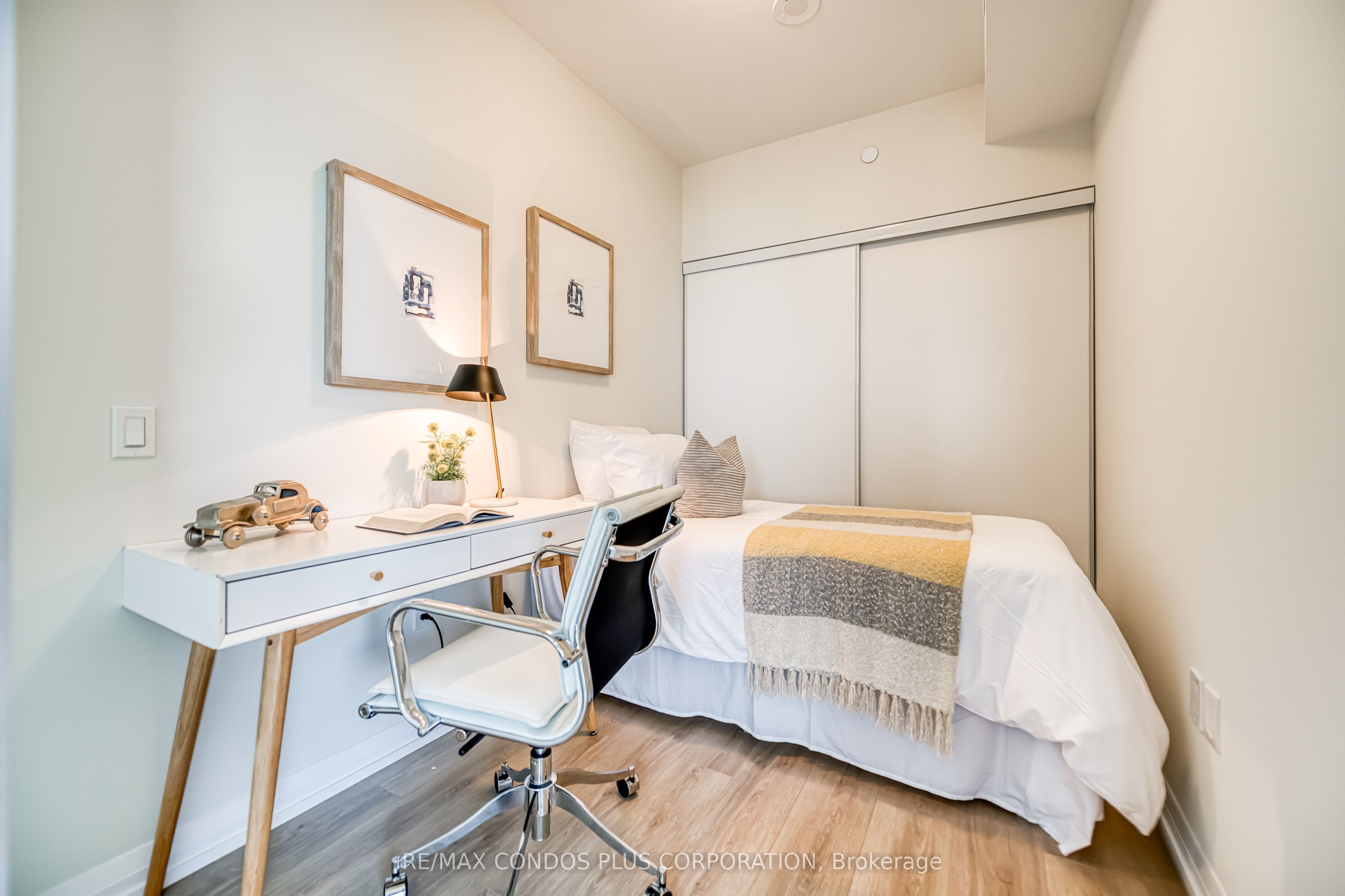 25 Holly Street 2007 Property Photo 23