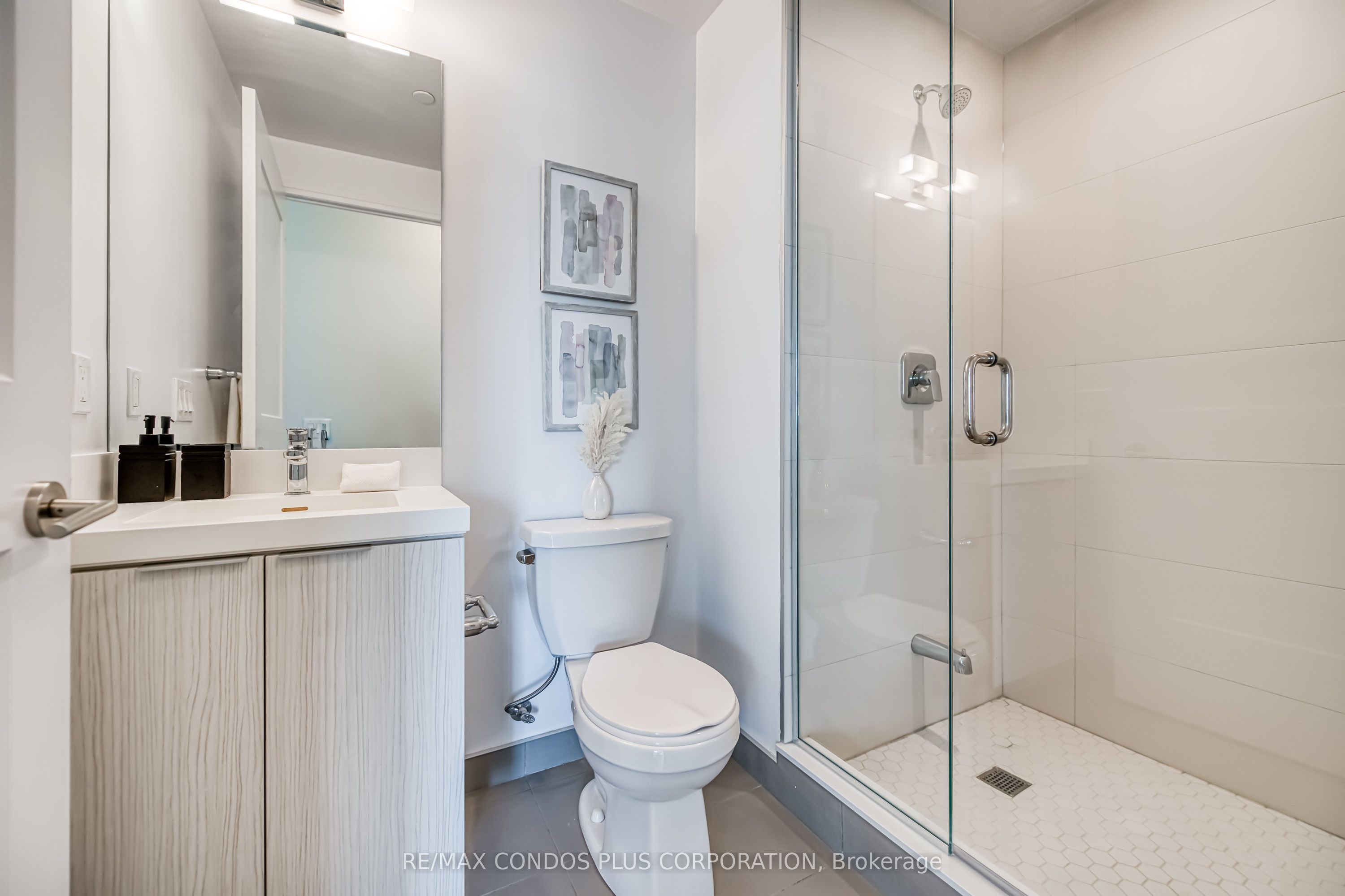 25 Holly Street 2007 Property Photo 24